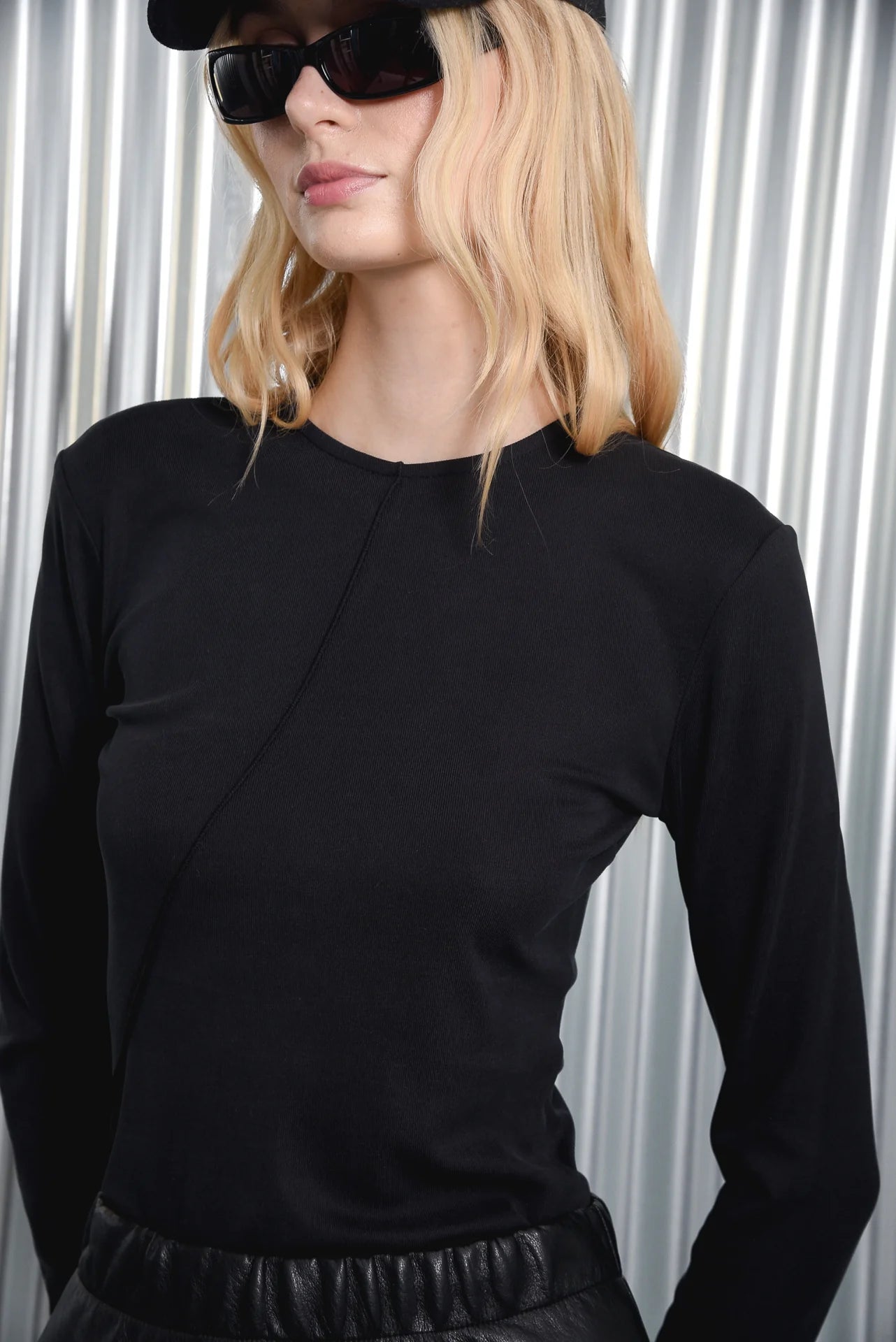 Arpyes Kirin Top Black