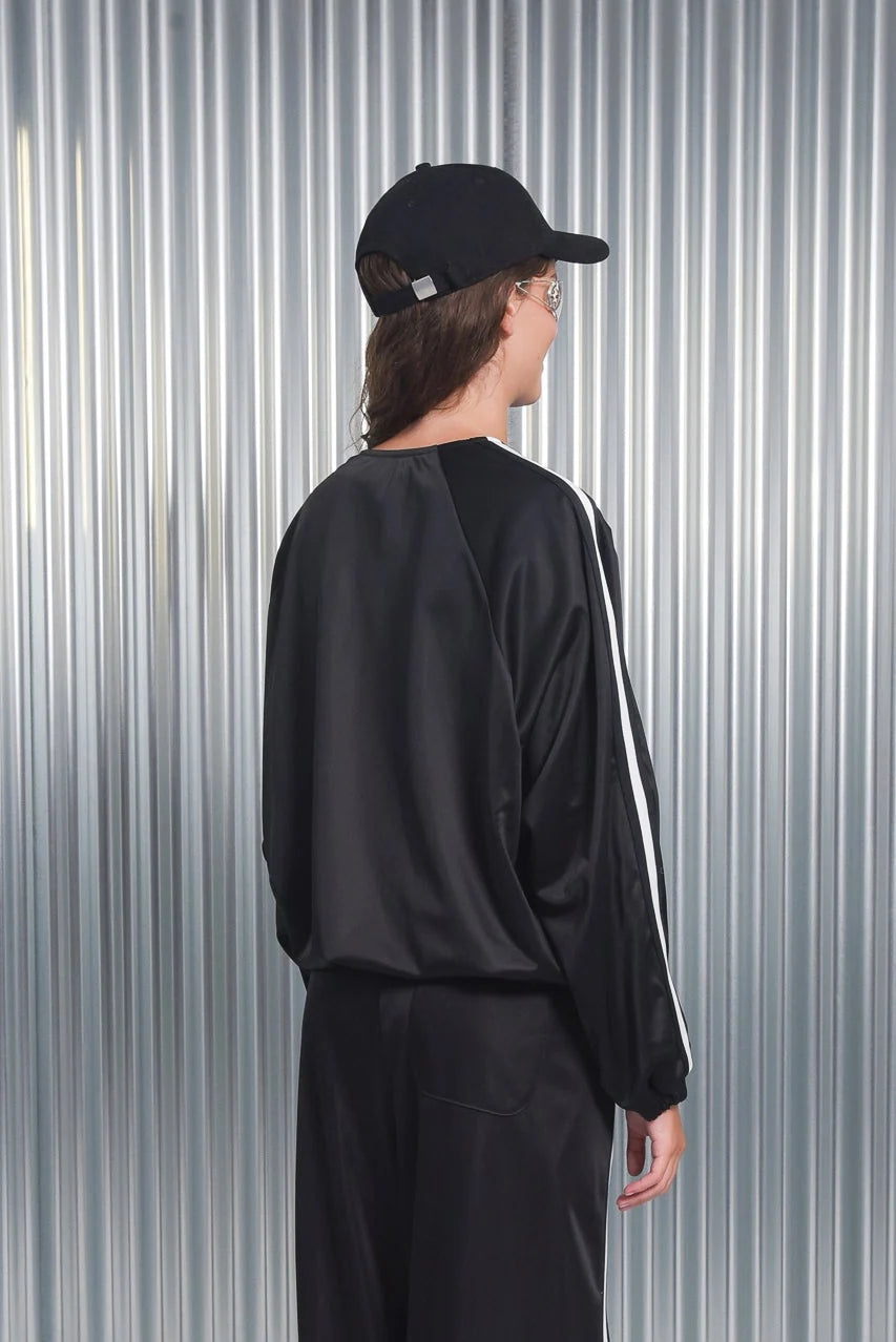 Arpyes Karma Sweater Black