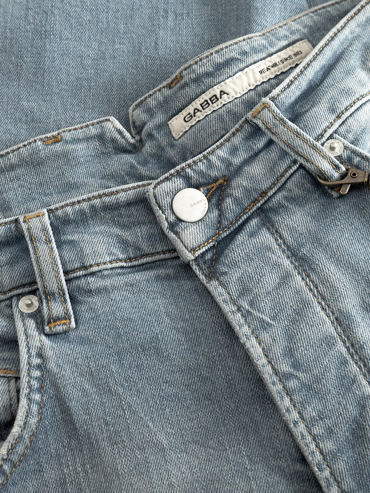 GABalex Cros Cropped Lt. Blue Denim