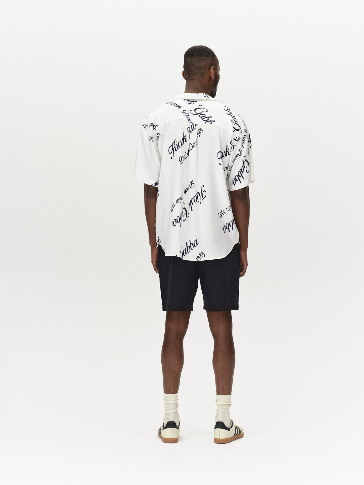 Tommi Seer Shorts - Black