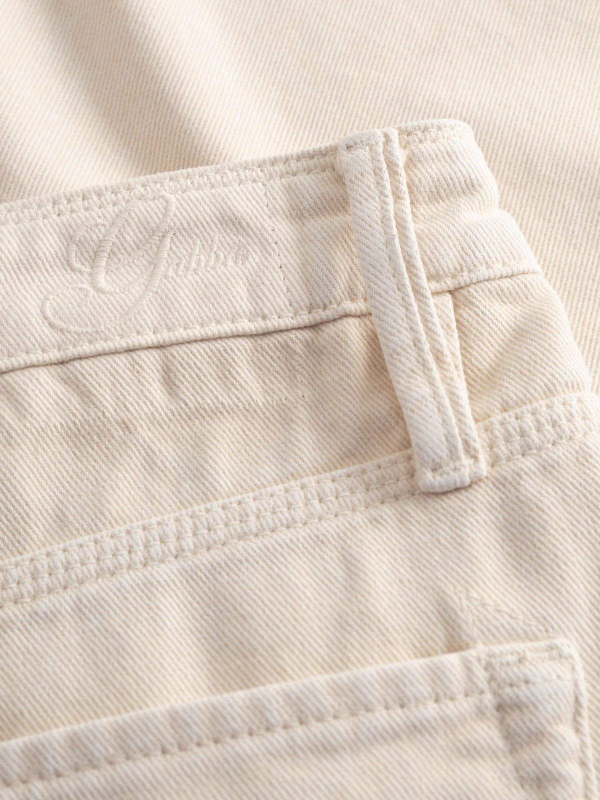 GABmox Antiq Shorts - Ecru