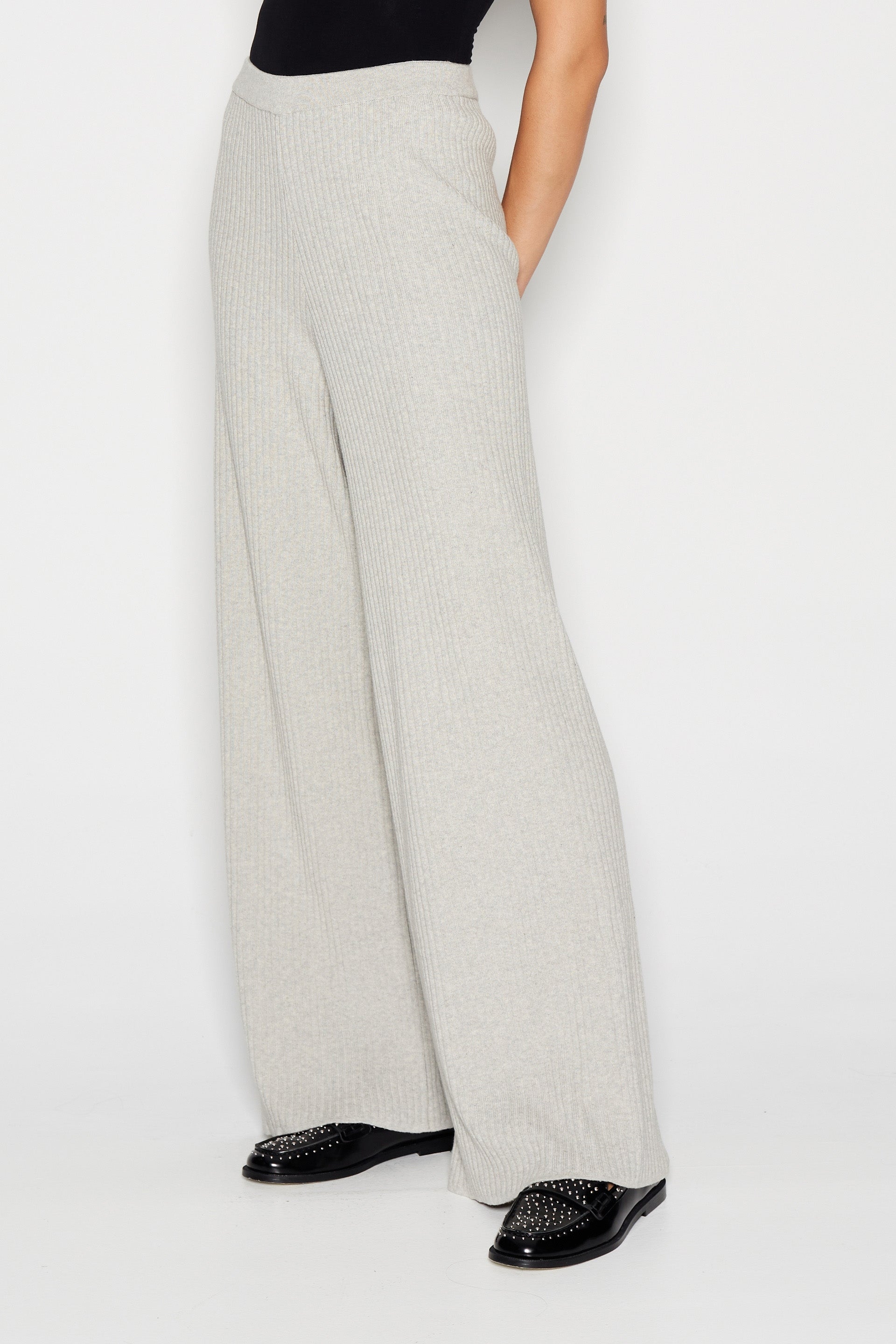 TAGLINES KNITTED TROUSERS