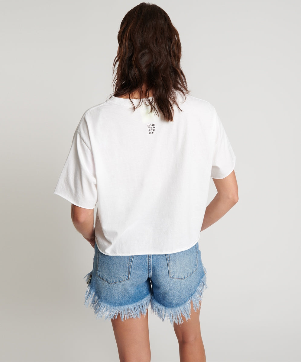 WHITE CROPPED FUTURE TEE SKU:26031A