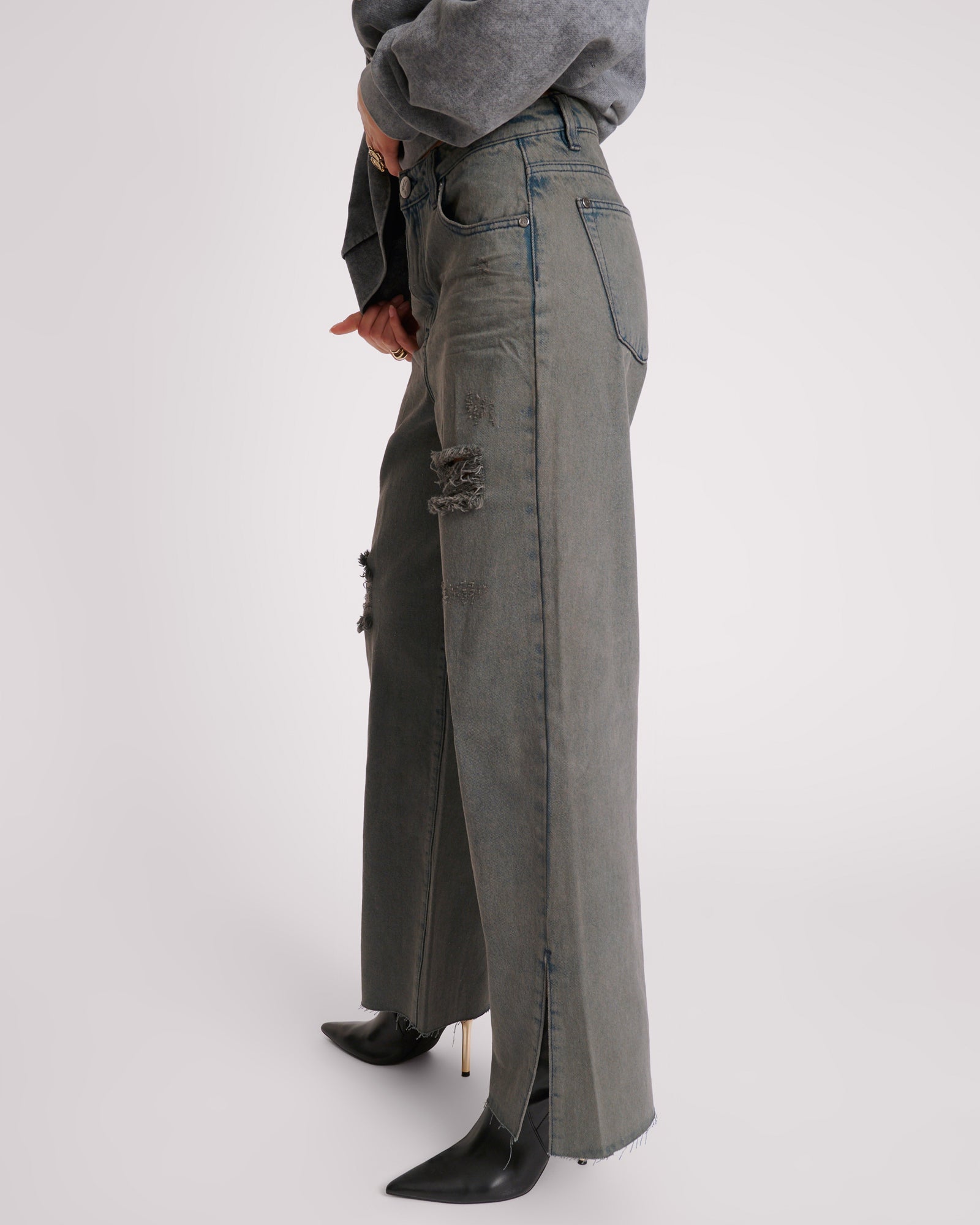 BILLIE LOW SLUNG STRAIGHT LEG MID WAIST DENIM JEANS