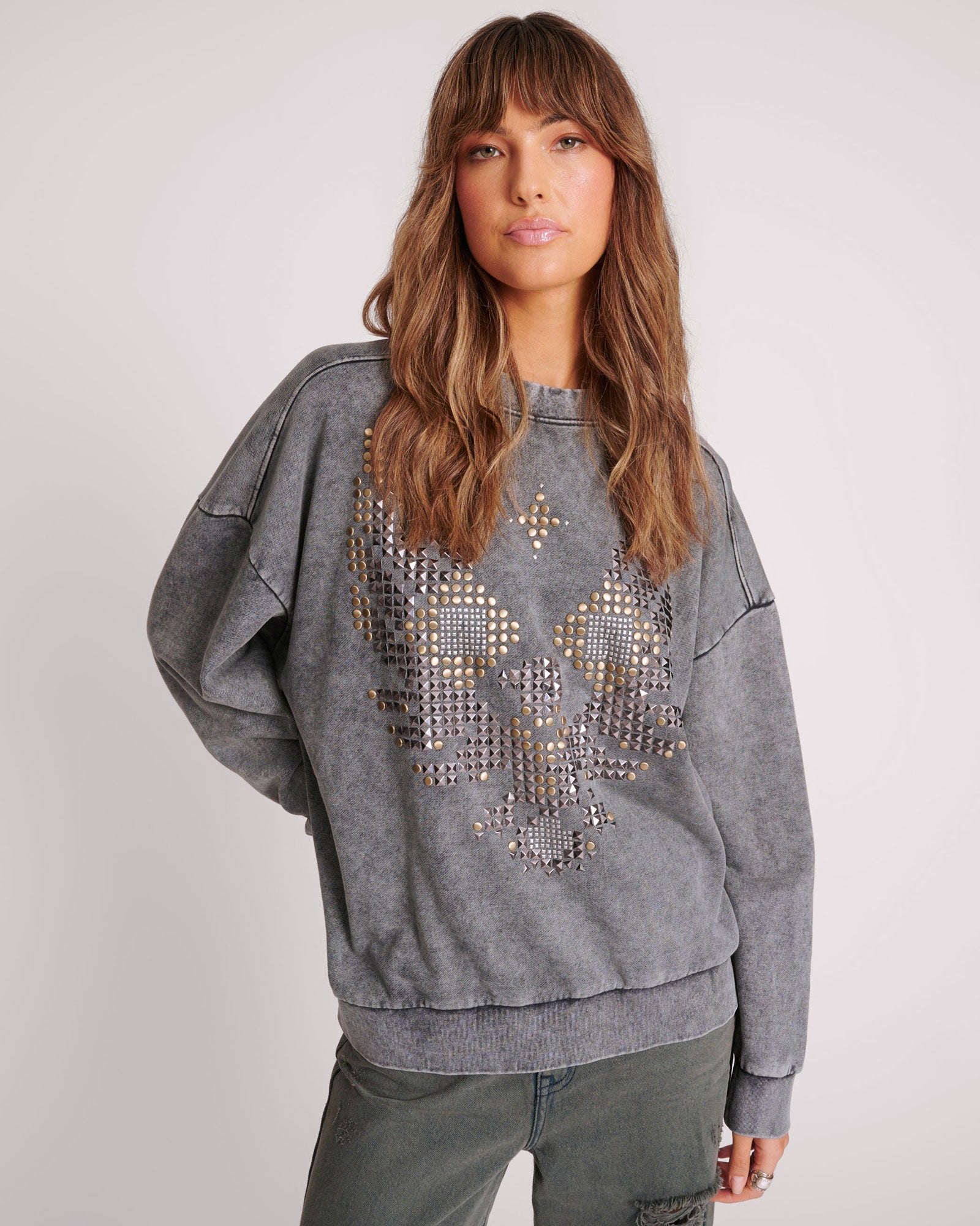 STUDDED EAGLE RETRO SWEATER