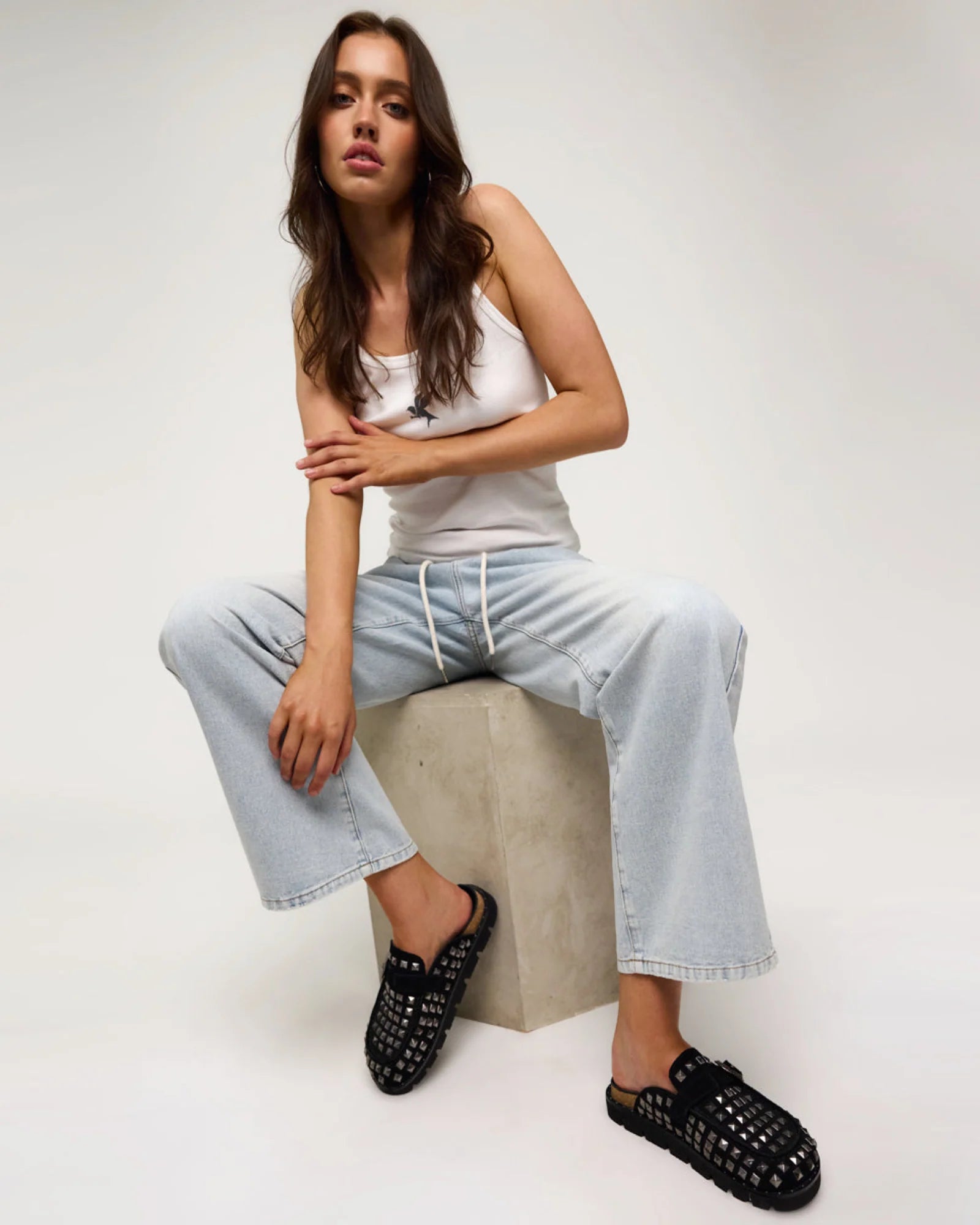 27316 - Roadhouse Mid Waist Wide Leg Drawstring Denim Jean - Blue Latte