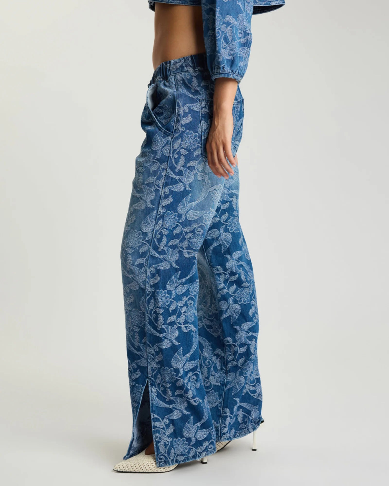 One teaspoon Roadhouse Mid Waist Wide Leg Drawstring Denim Jeans - Soaring Jacquard Blue