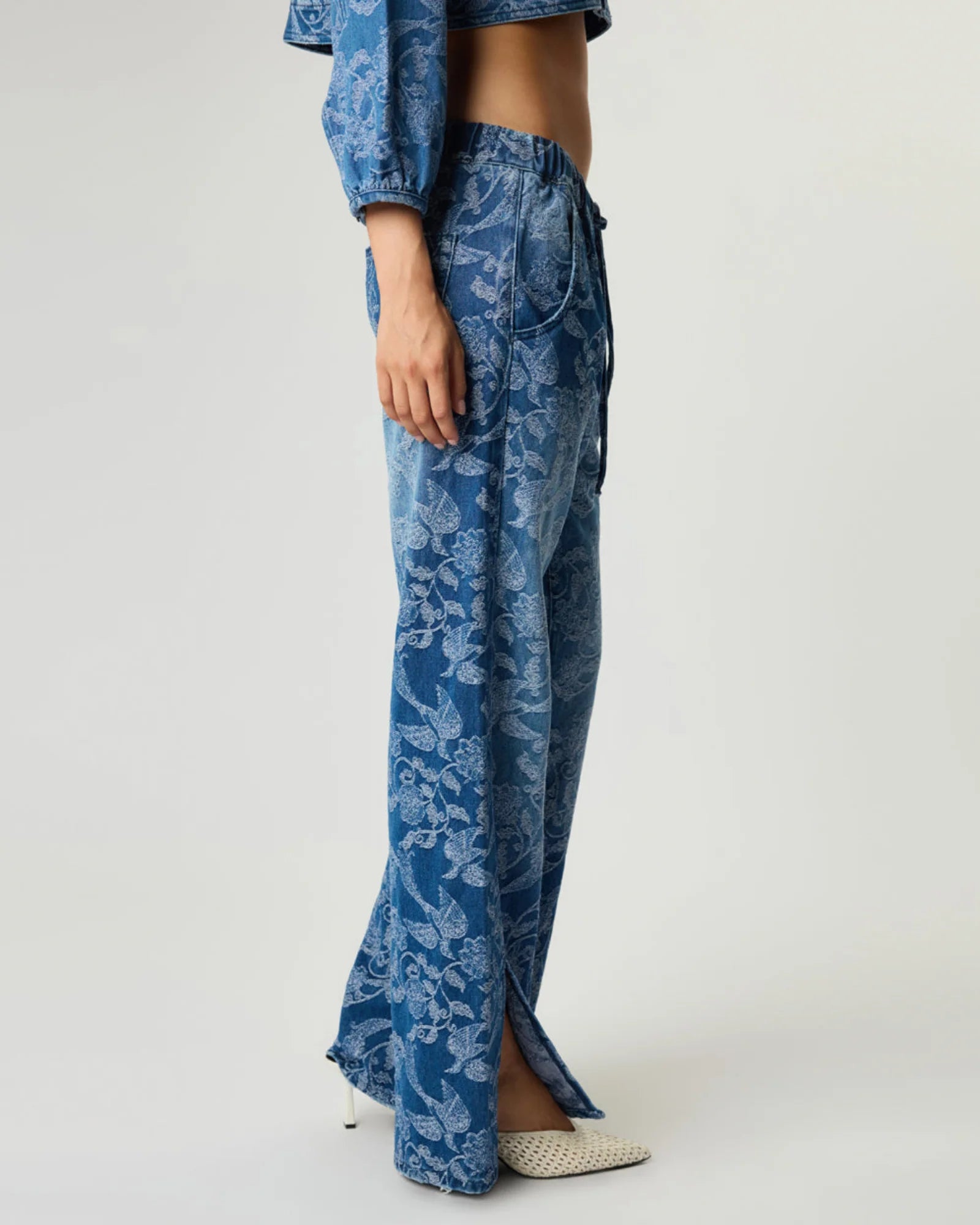 One teaspoon Roadhouse Mid Waist Wide Leg Drawstring Denim Jeans - Soaring Jacquard Blue