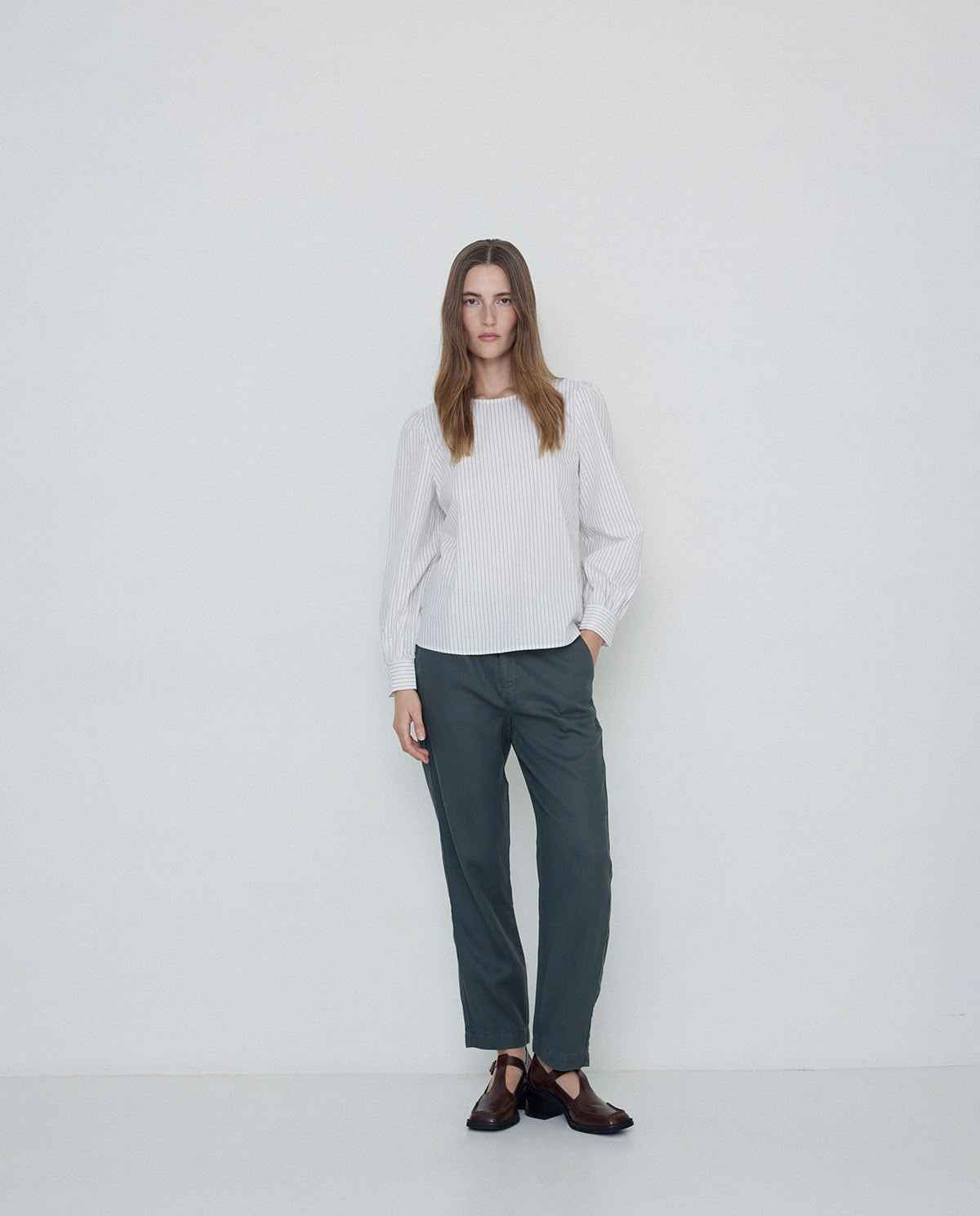 STRAIGHT TENCEL TROUSERS GREEN  Ref. 41850