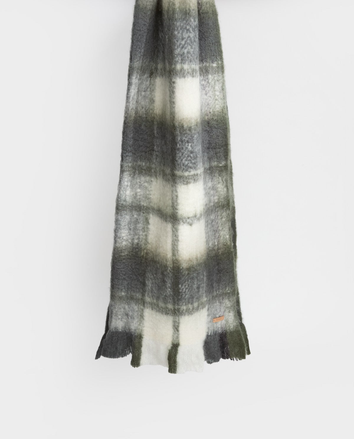 PLAID MAXI SCARF GREY  Ref. 41912