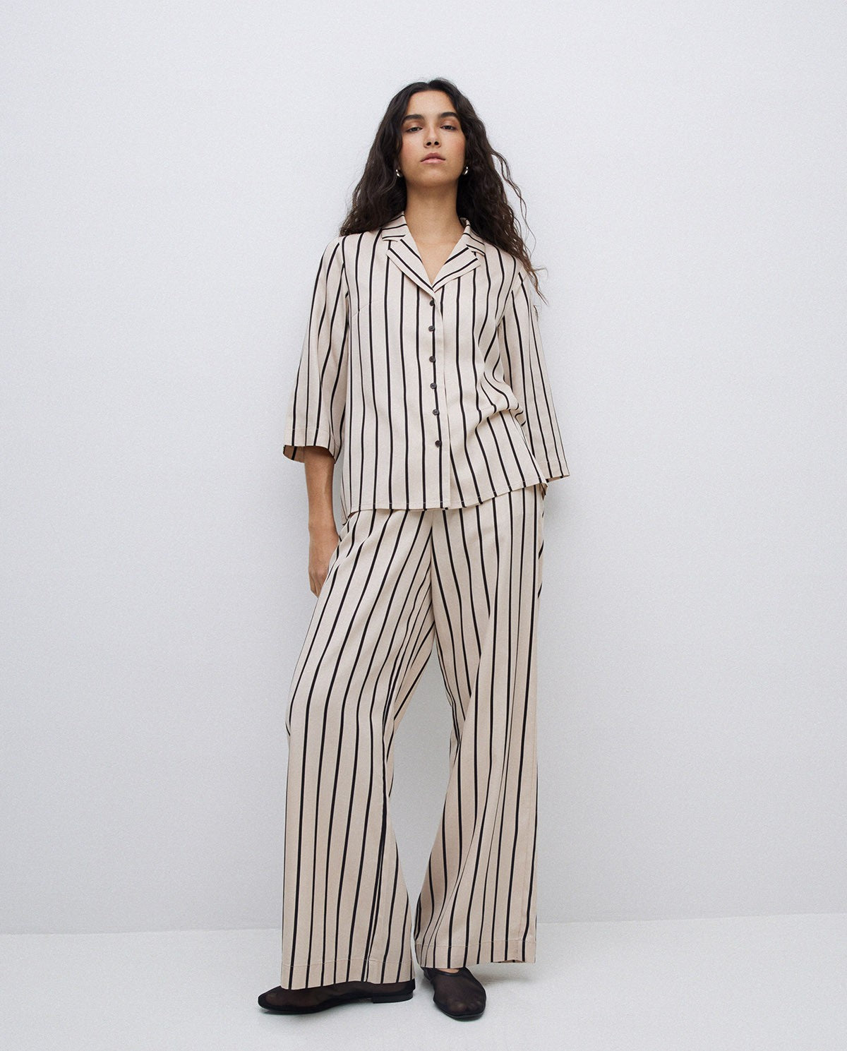 ECRU TENCEL WIDE-LEG TROUSERS  Ref. 42811