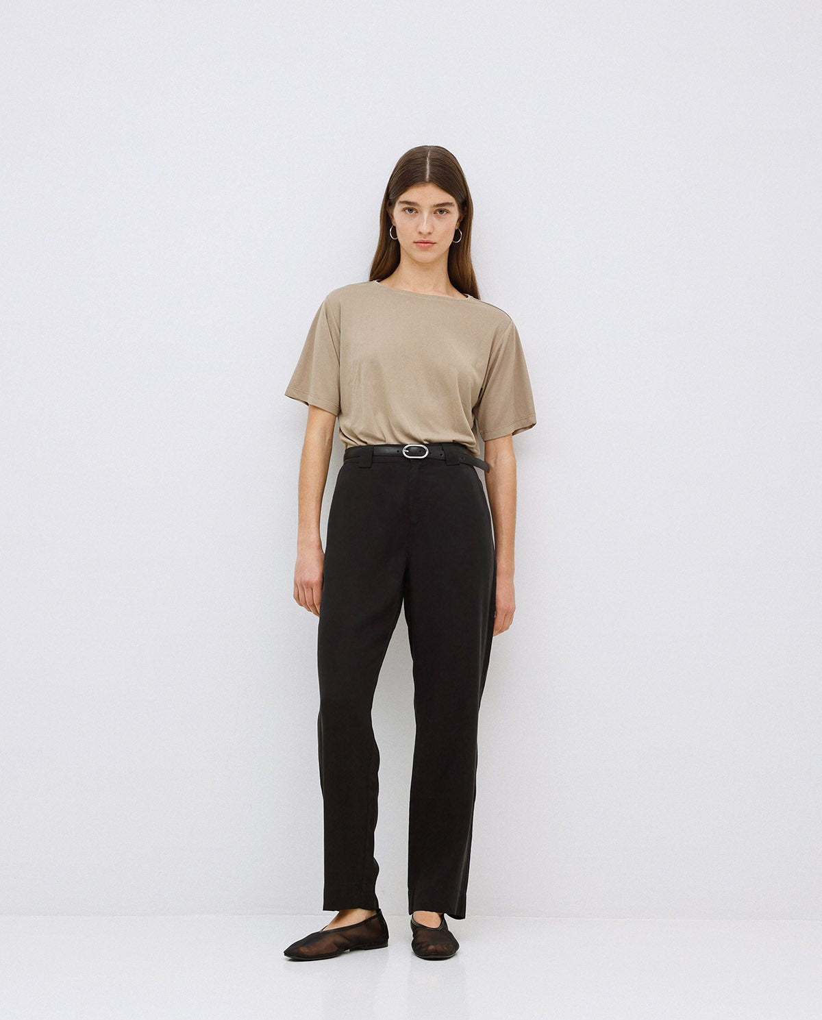 BLACK TENCEL STRAIGHT TROUSERS  Ref. 42816