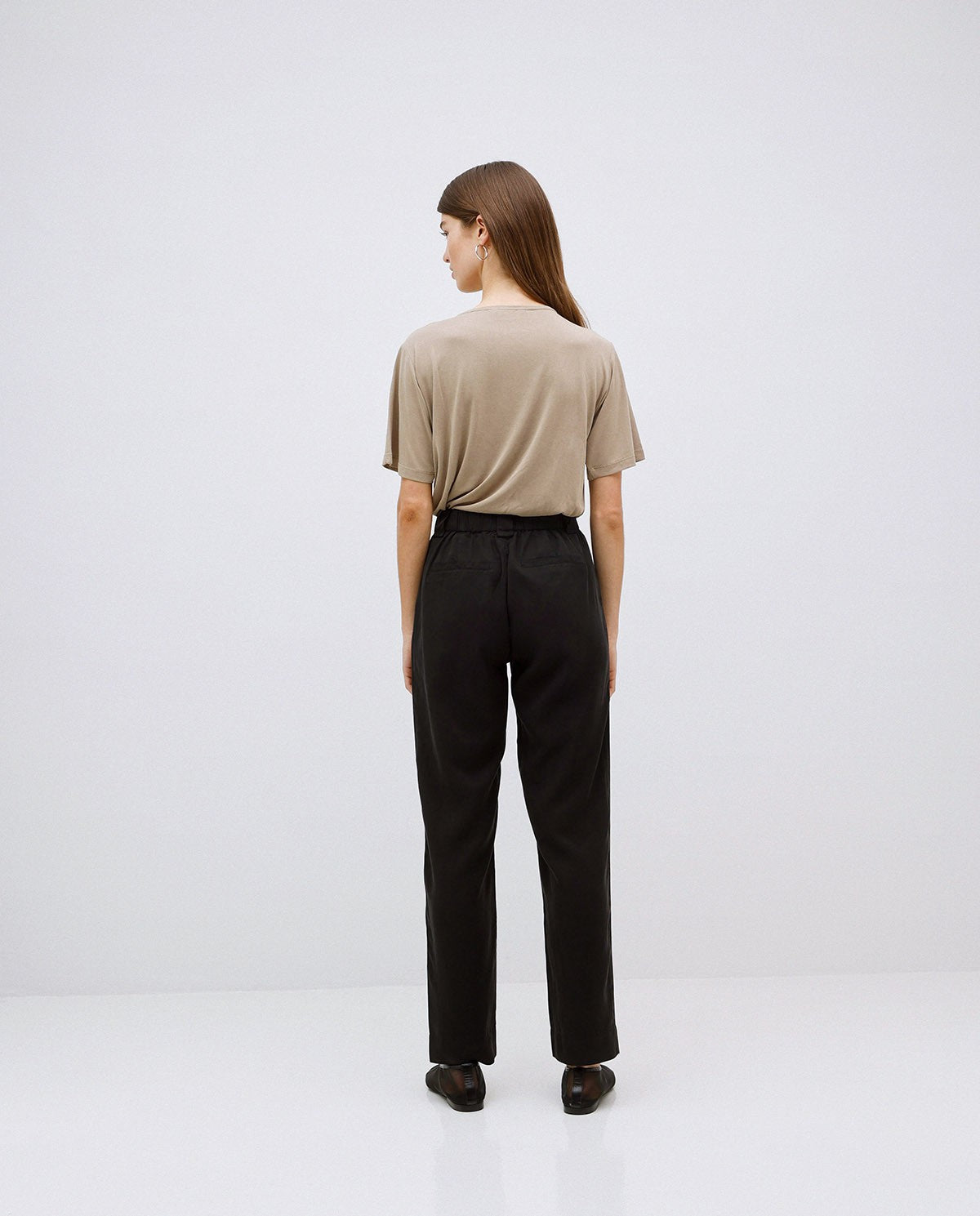 BLACK TENCEL STRAIGHT TROUSERS  Ref. 42816