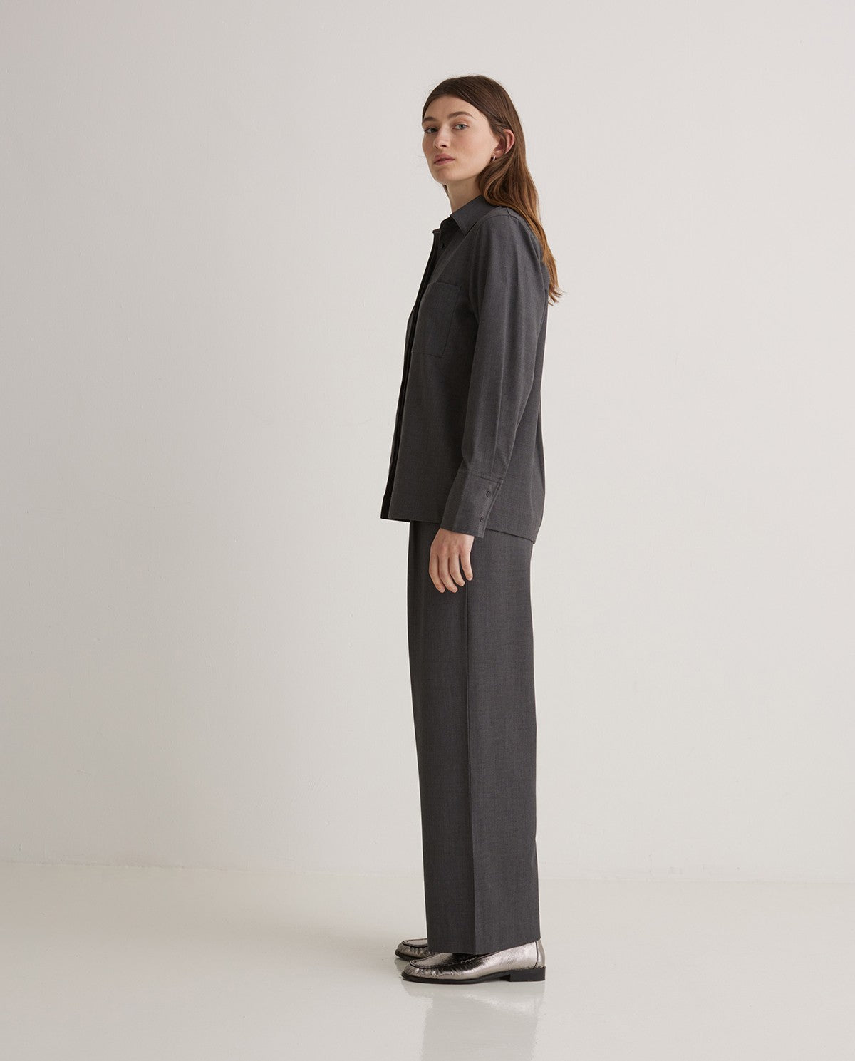 43817 - Grey long sleeve shirt