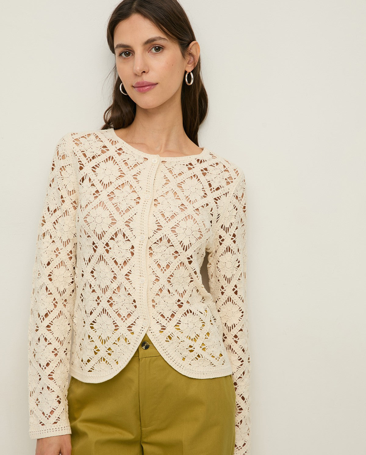 44548  - CROCHET CARDIGAN WITH ROUNDED HEMLINE