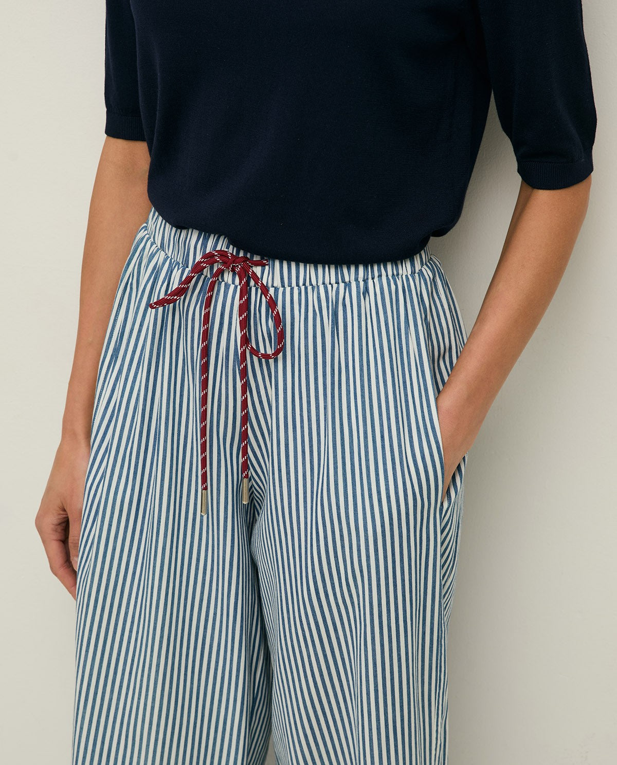 44812 - WIDE-LEG STRIPED TROUSERS