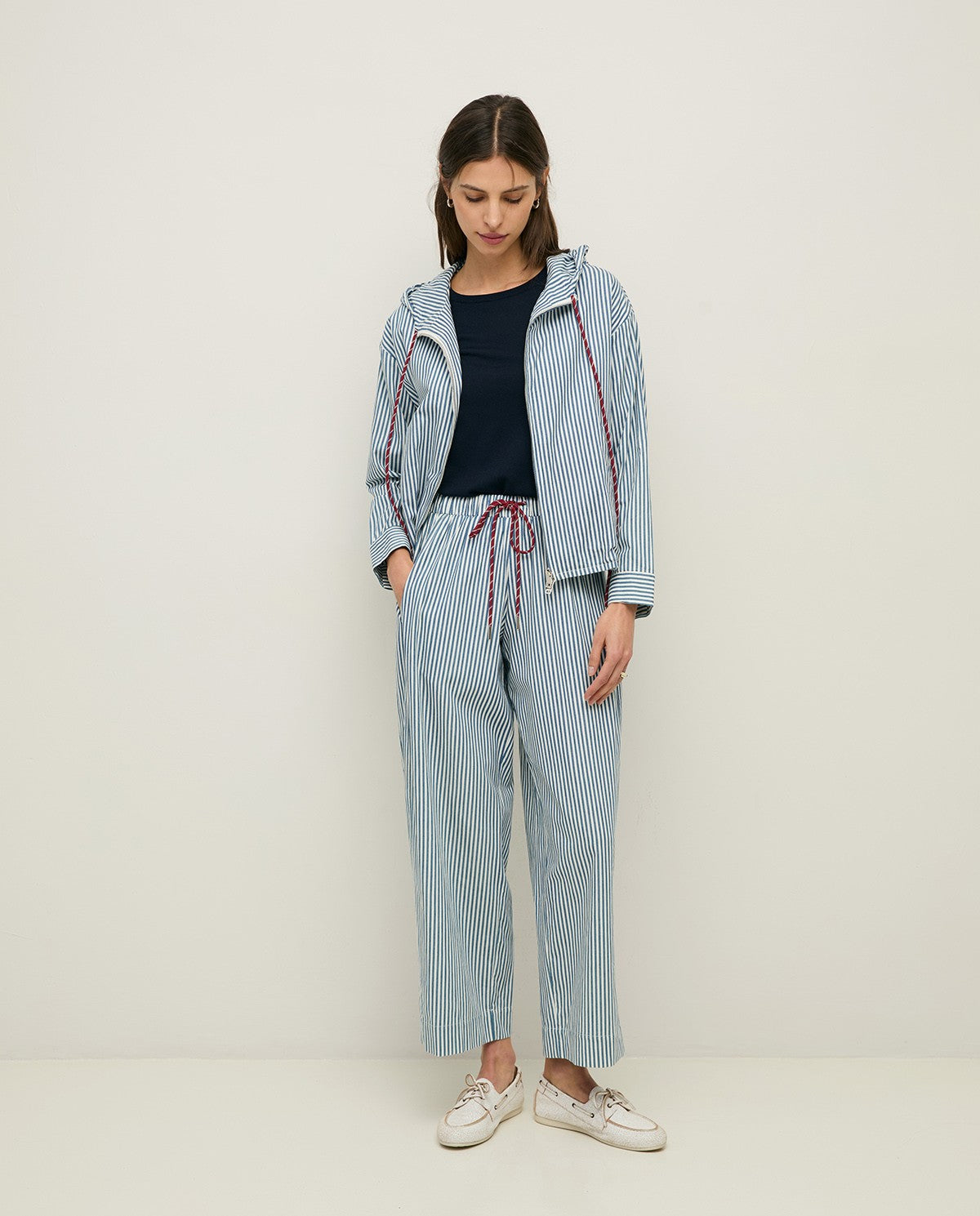 44812 - WIDE-LEG STRIPED TROUSERS