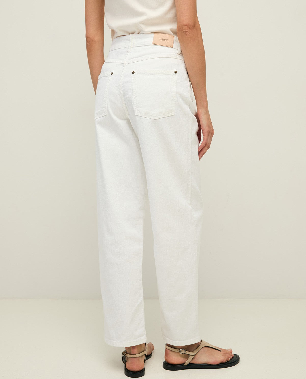44864 - STRAIGHT ORGANIC-COTTON JEANS