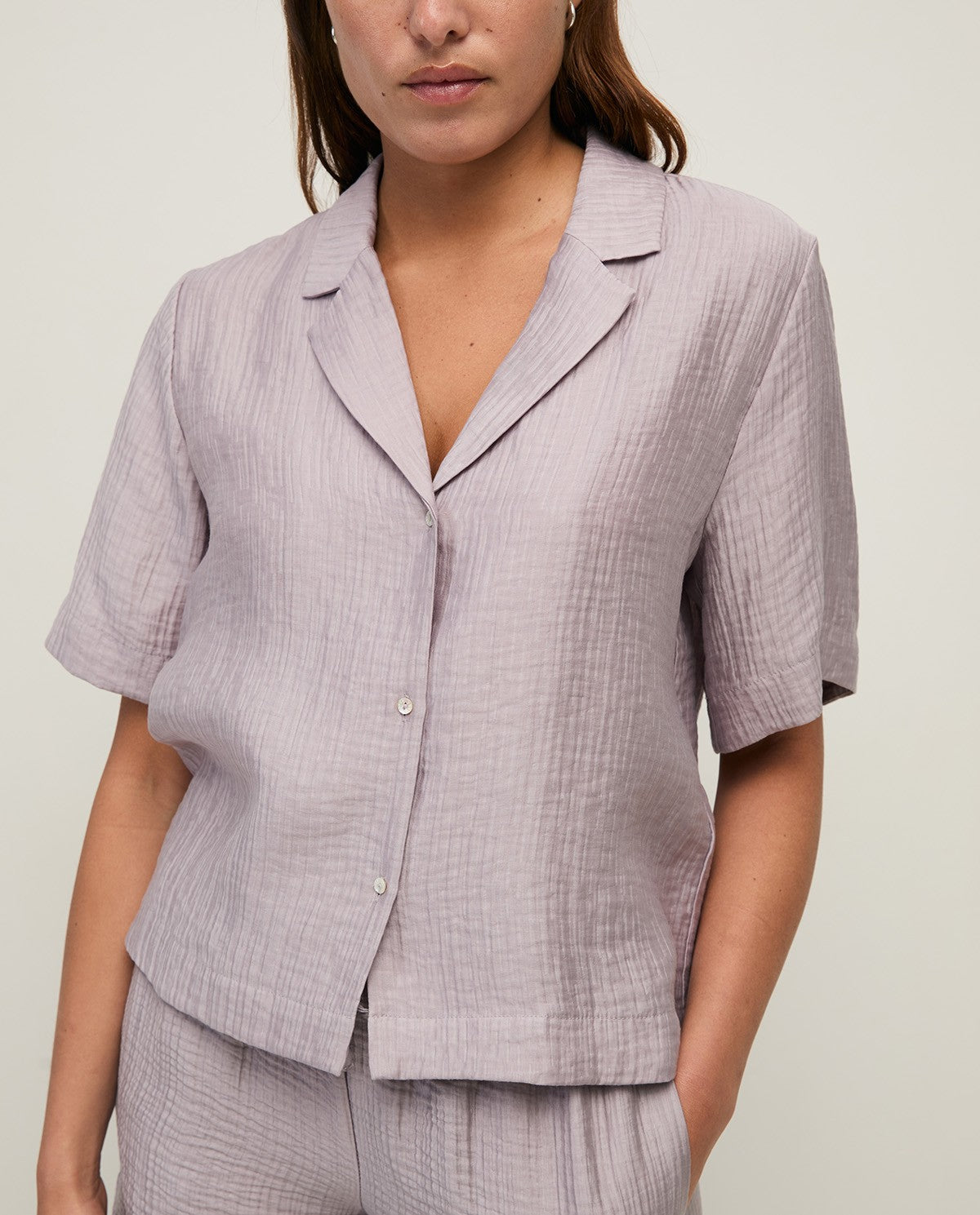 44870 -  SHORT-SLEEVE SHIRT WITH LAPELS