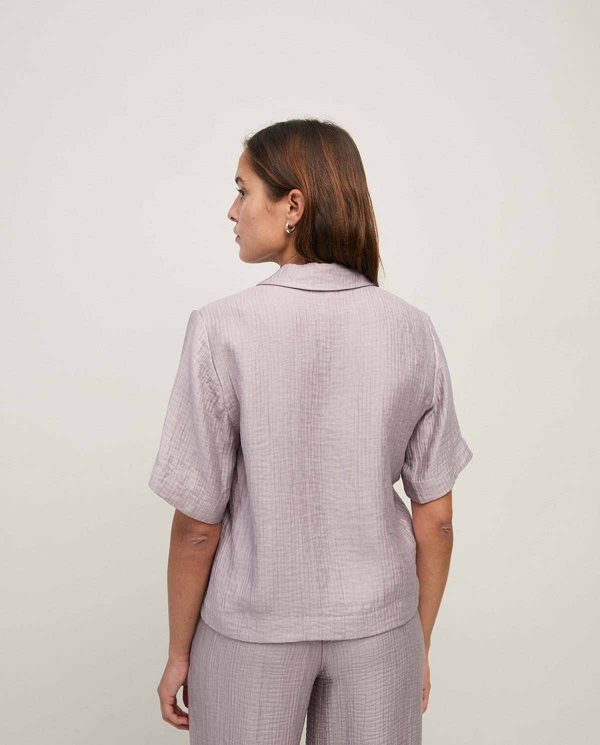 44870 -  SHORT-SLEEVE SHIRT WITH LAPELS