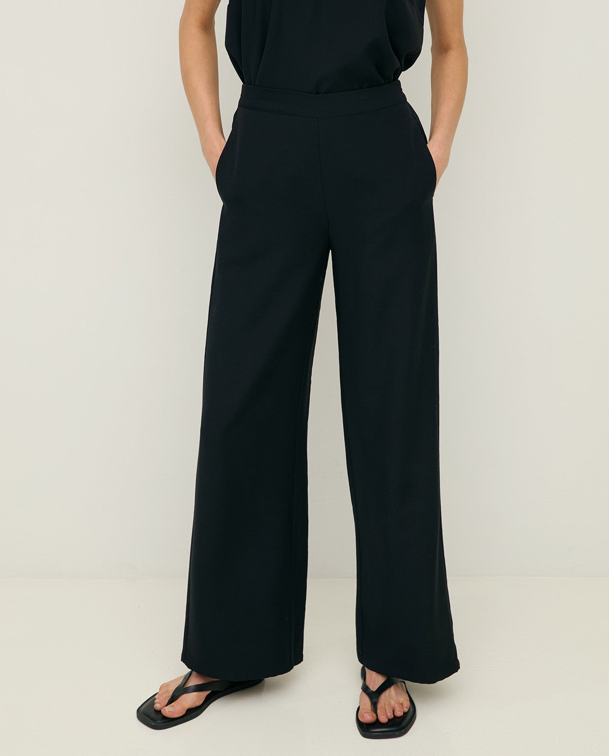 44883 - FLOWY WIDE-LEG TROUSERS
