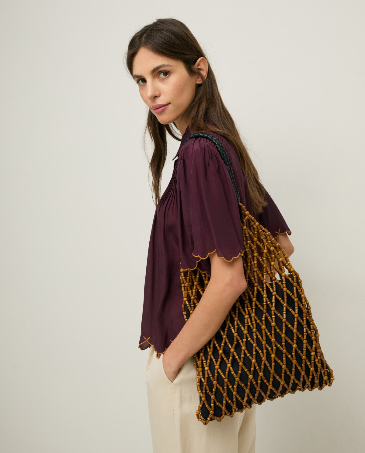 44929 - MESH BAG WITH WOODEN BEADS