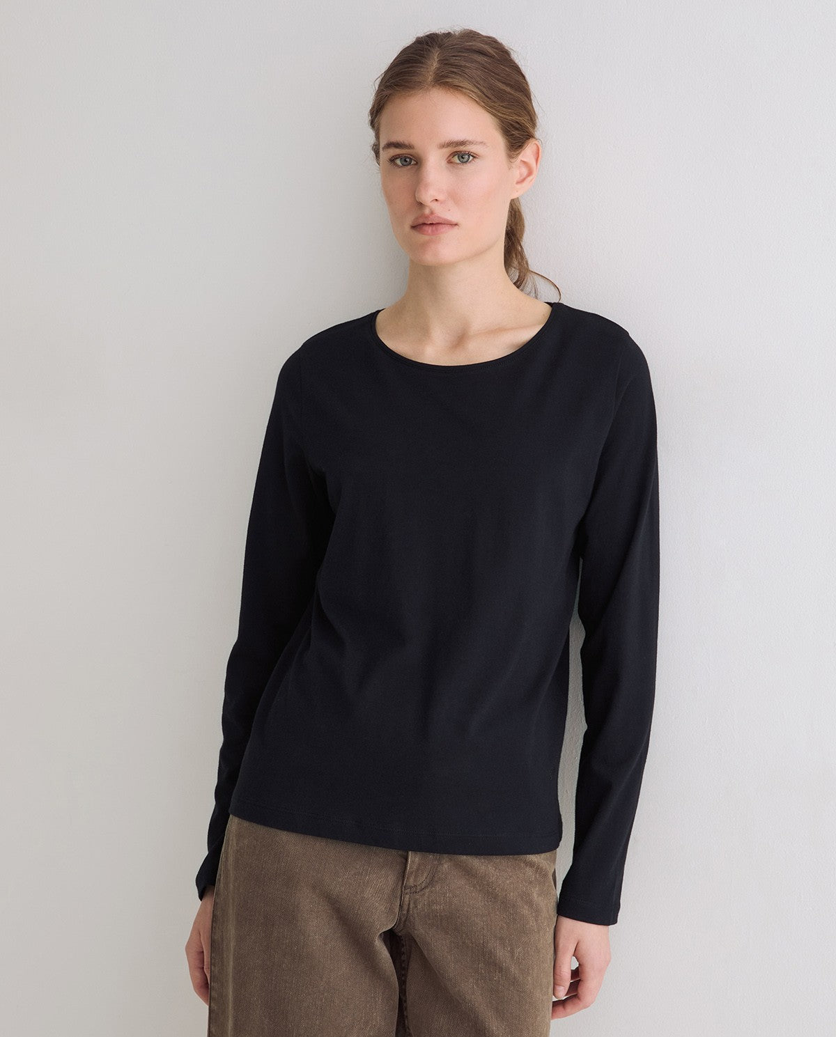 Basic Long - Sleeve T-Shirt Black
