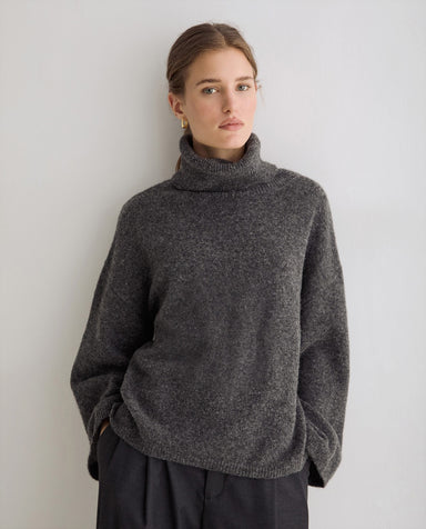 Yerse Oversize High - Neck Sweater Grey