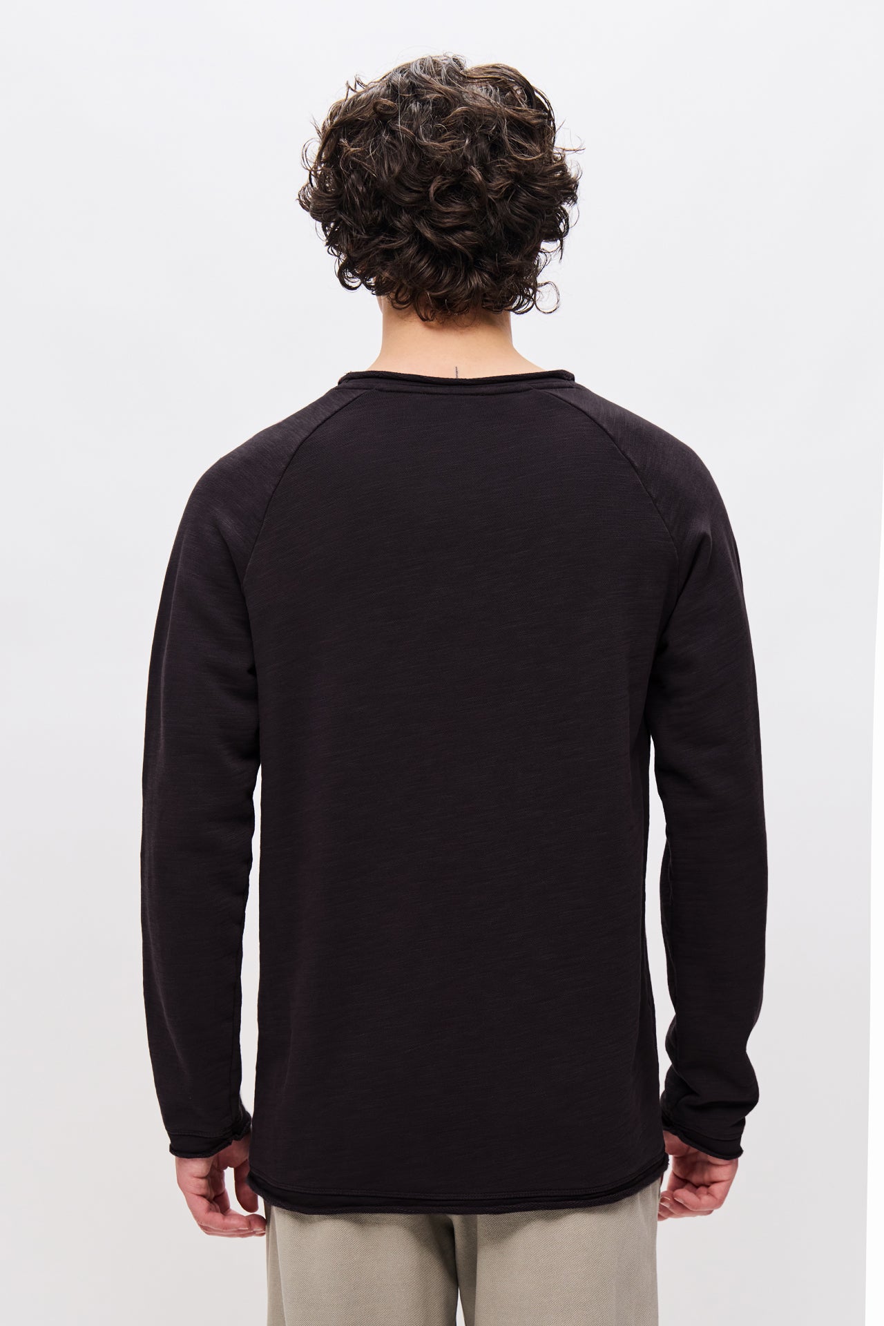 Long sleeve Top with Raglan Sleeves