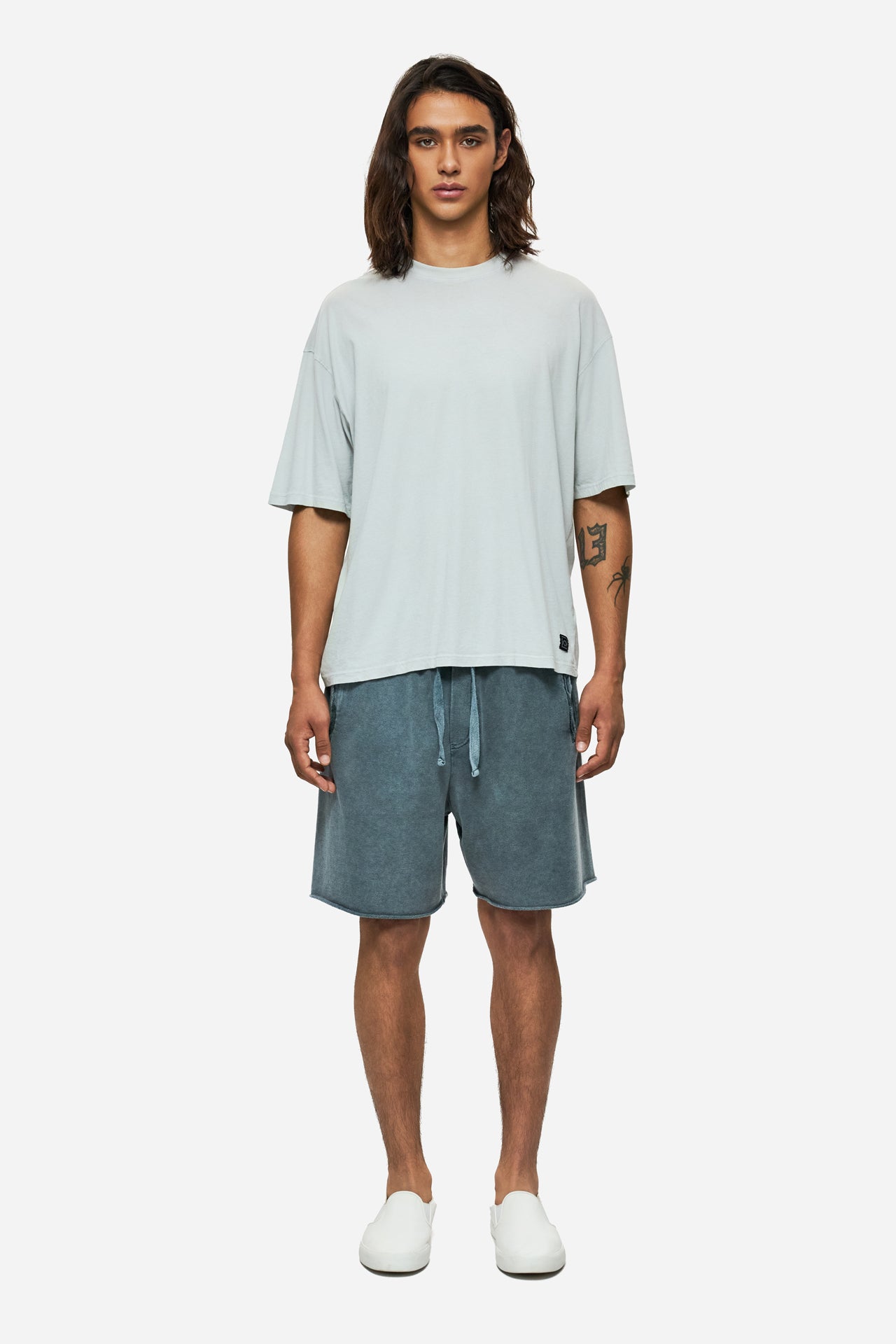 DLMSB000097 - Sweatbermuda with Raw Edges in Regular Fit - VINTAGE GREY