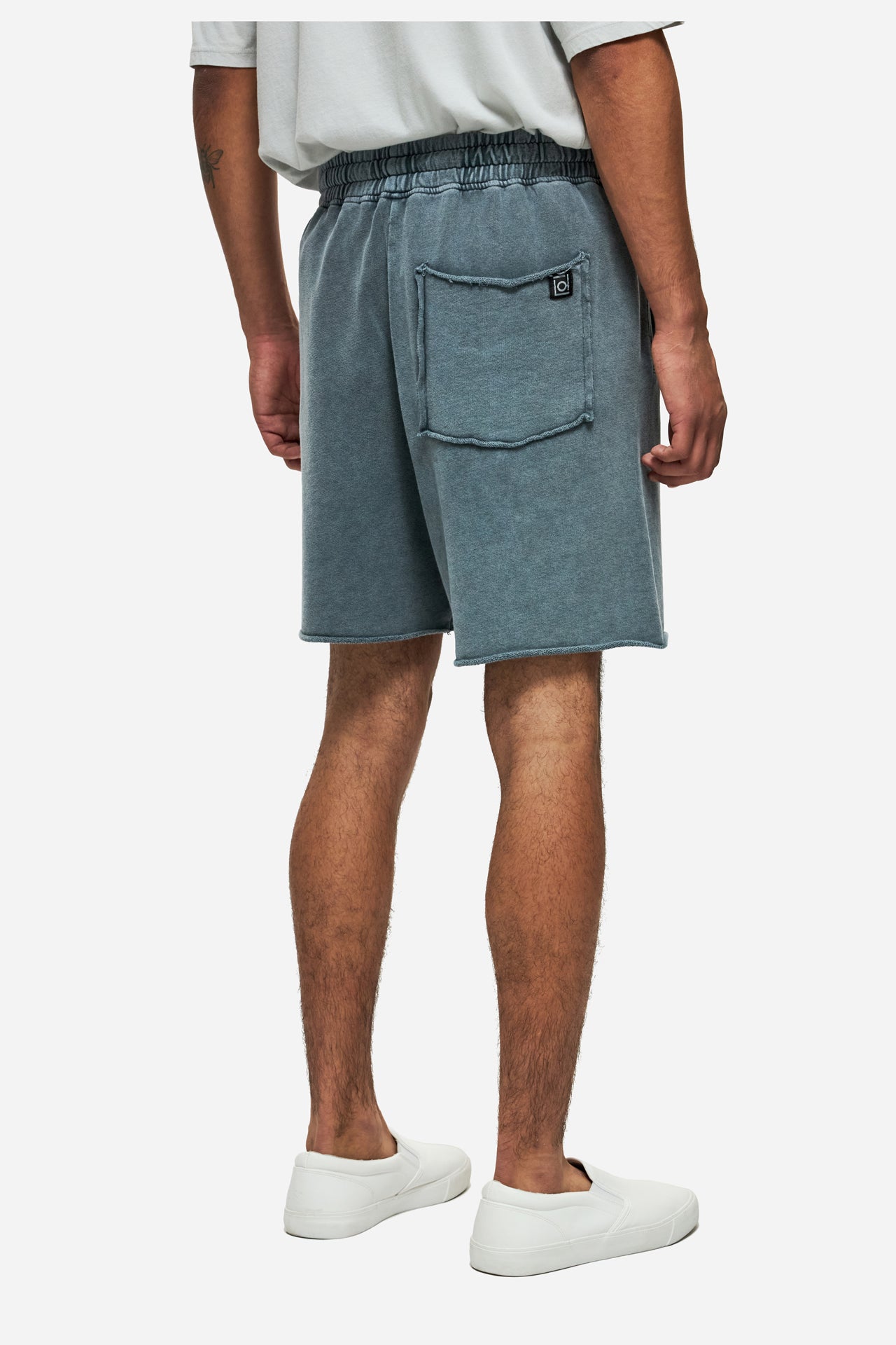 DLMSB000097 - Sweatbermuda with Raw Edges in Regular Fit - VINTAGE GREY
