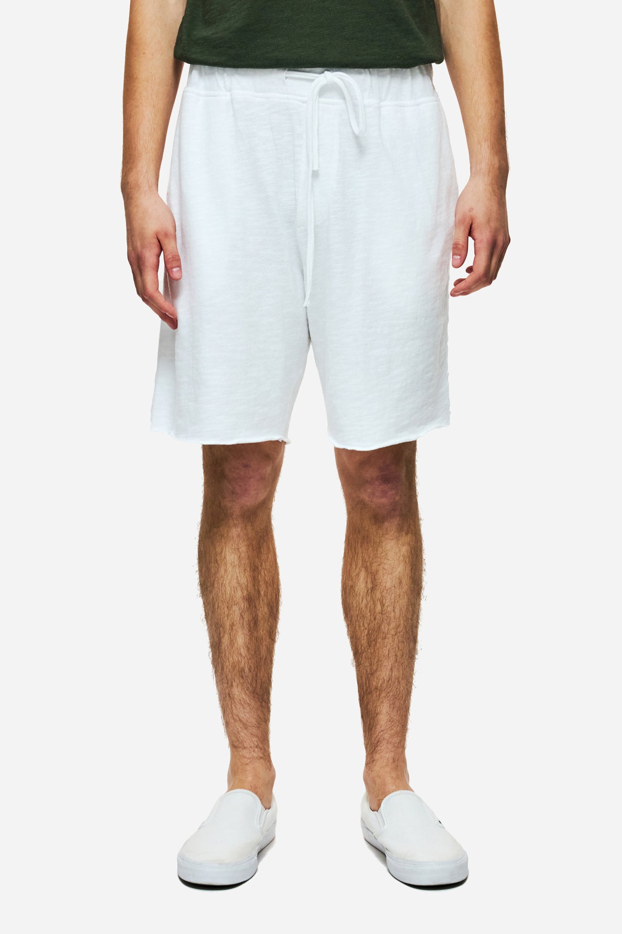 DLMSB000100 - Sweatbermuda with Raw Edges in Regular Fit