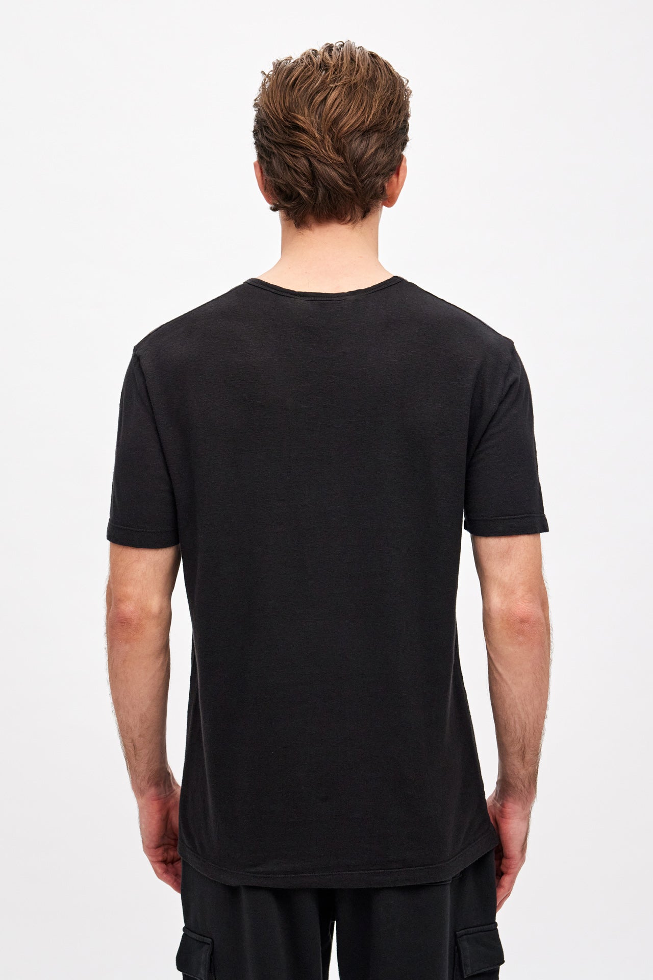 Shortsleeved T-shirt in Loose Line BLACK