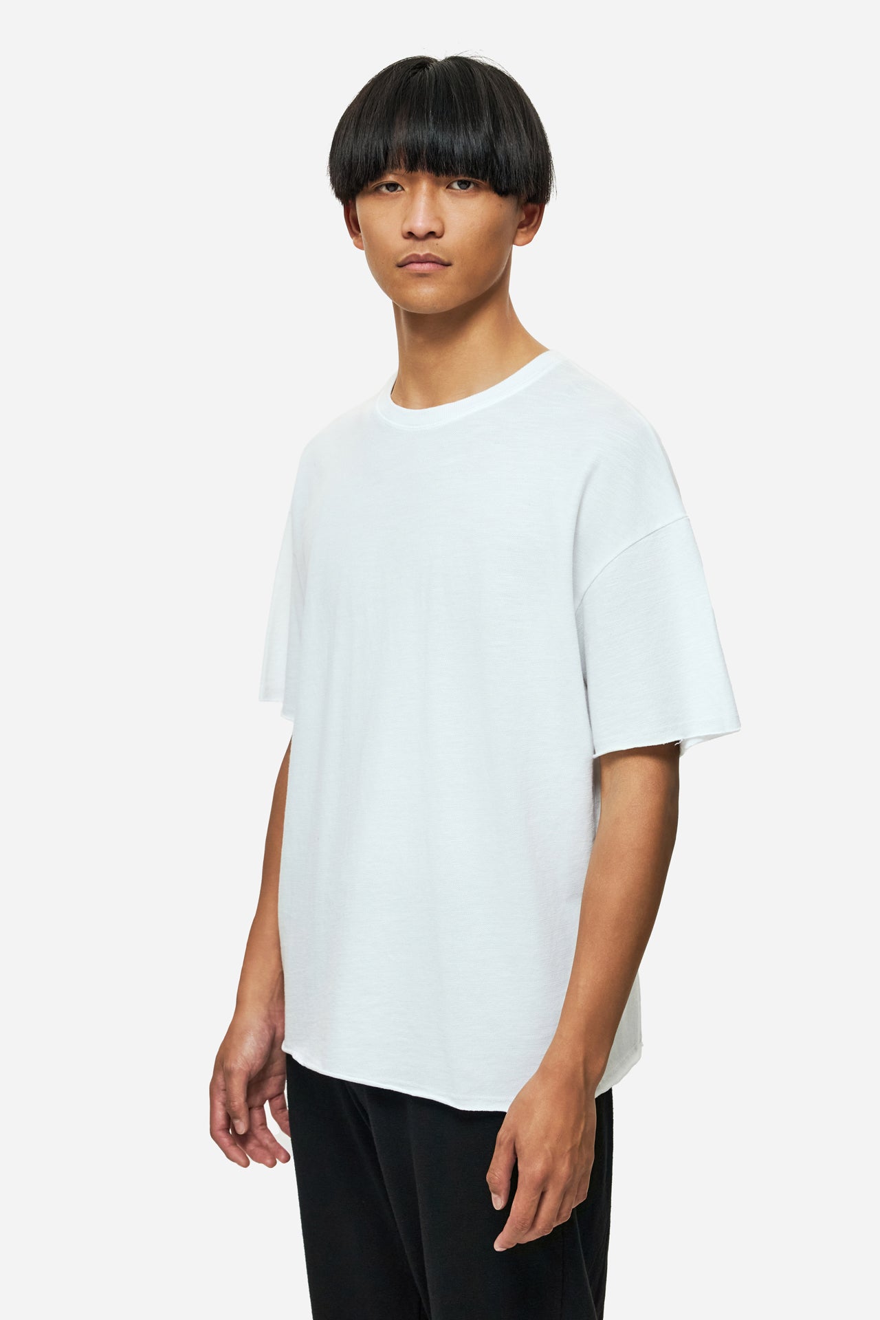 DLMT000606 - Piquet T-Shirt with Raw Edges in Regular Fit WHITE