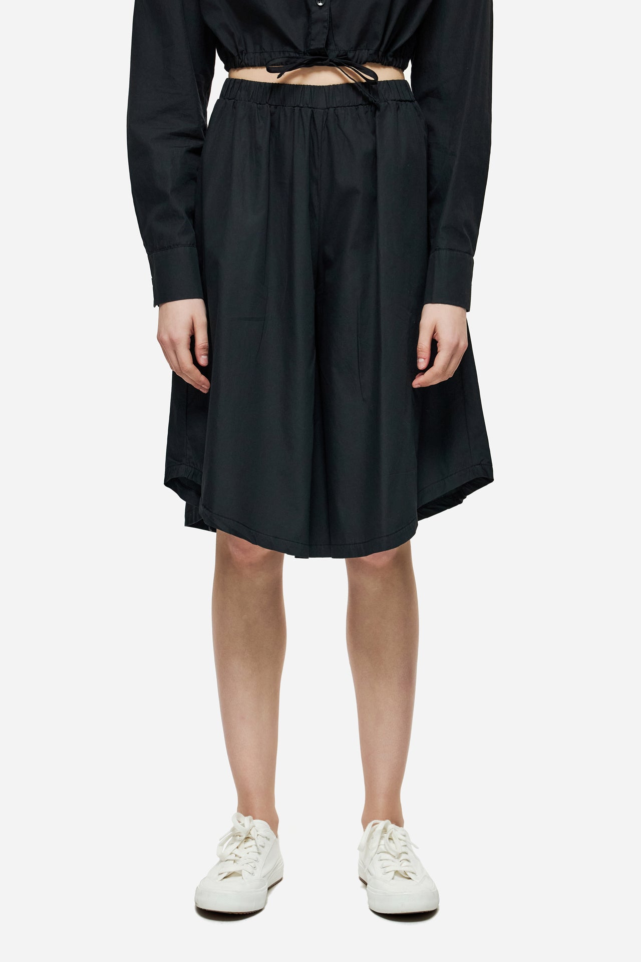 DLWB000024 - LONG BERMUDA - BLACK
