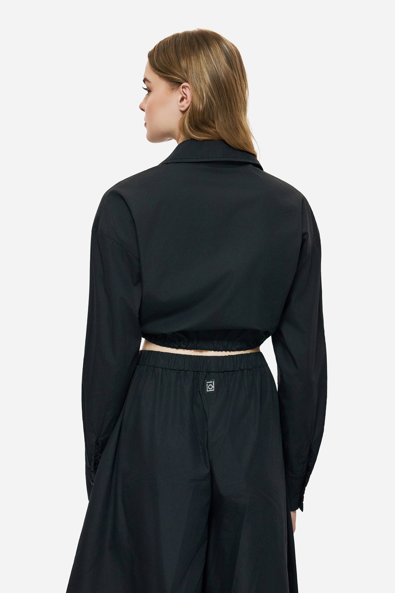 DLWS000037 - CROPPED SHIRT WITH DRAWSTRING - BLACK