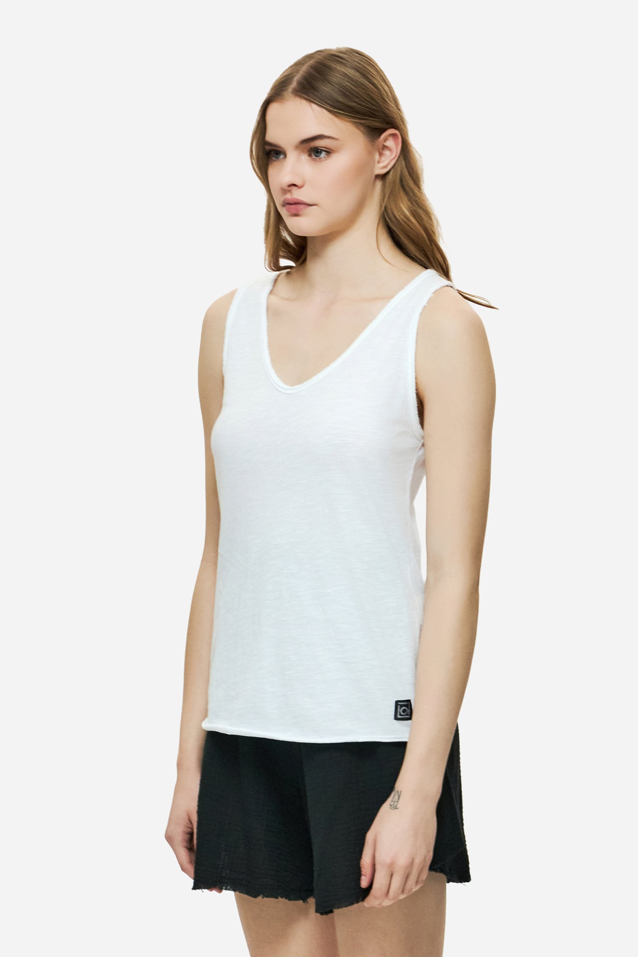 DLWT000126 - Tank Top with V Neckline - WHITE
