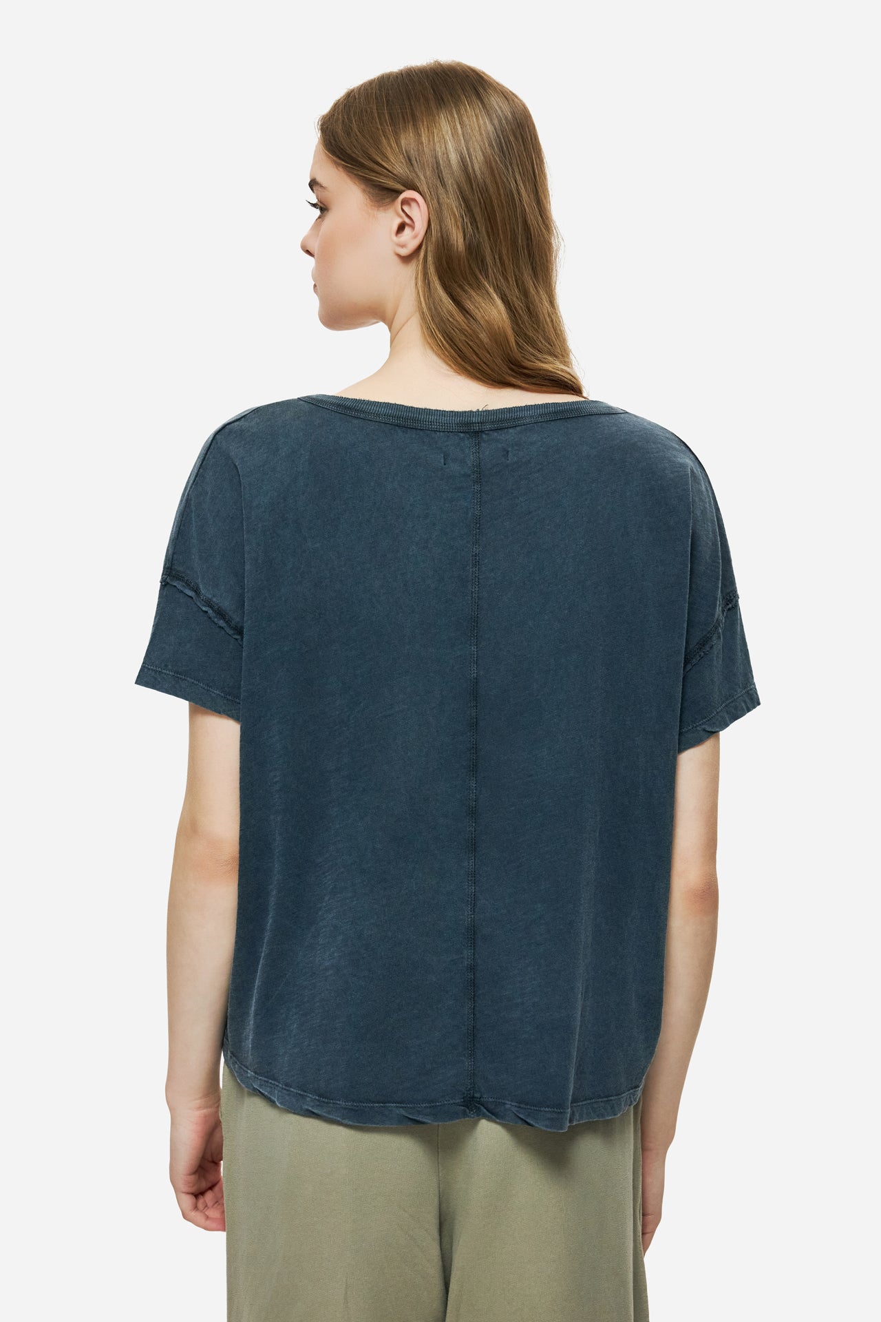 DLWT000131 - Oversized T-Shirt With V Neckline - VINTAGE BLUE