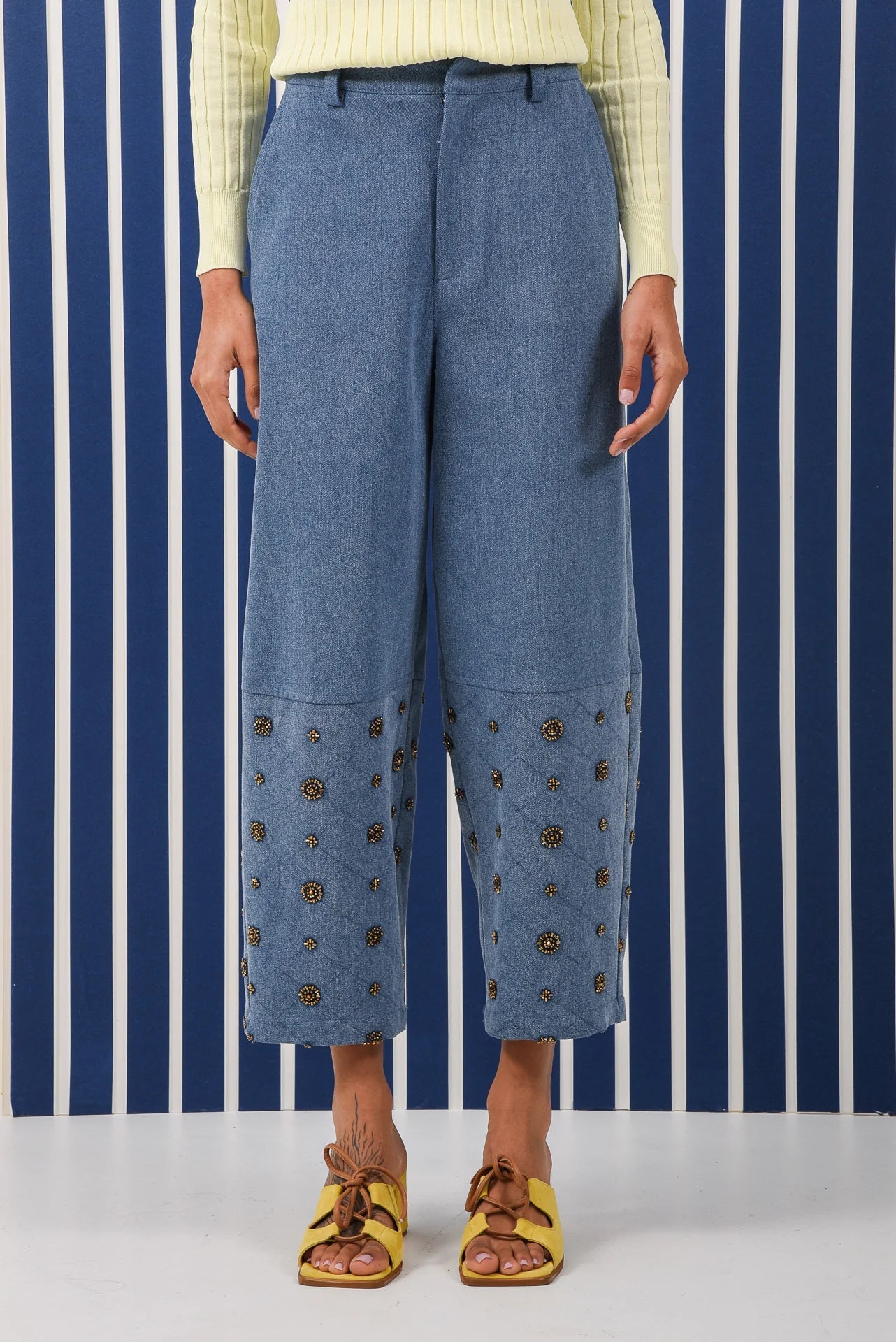 AMBER JEANS HALF BEADED