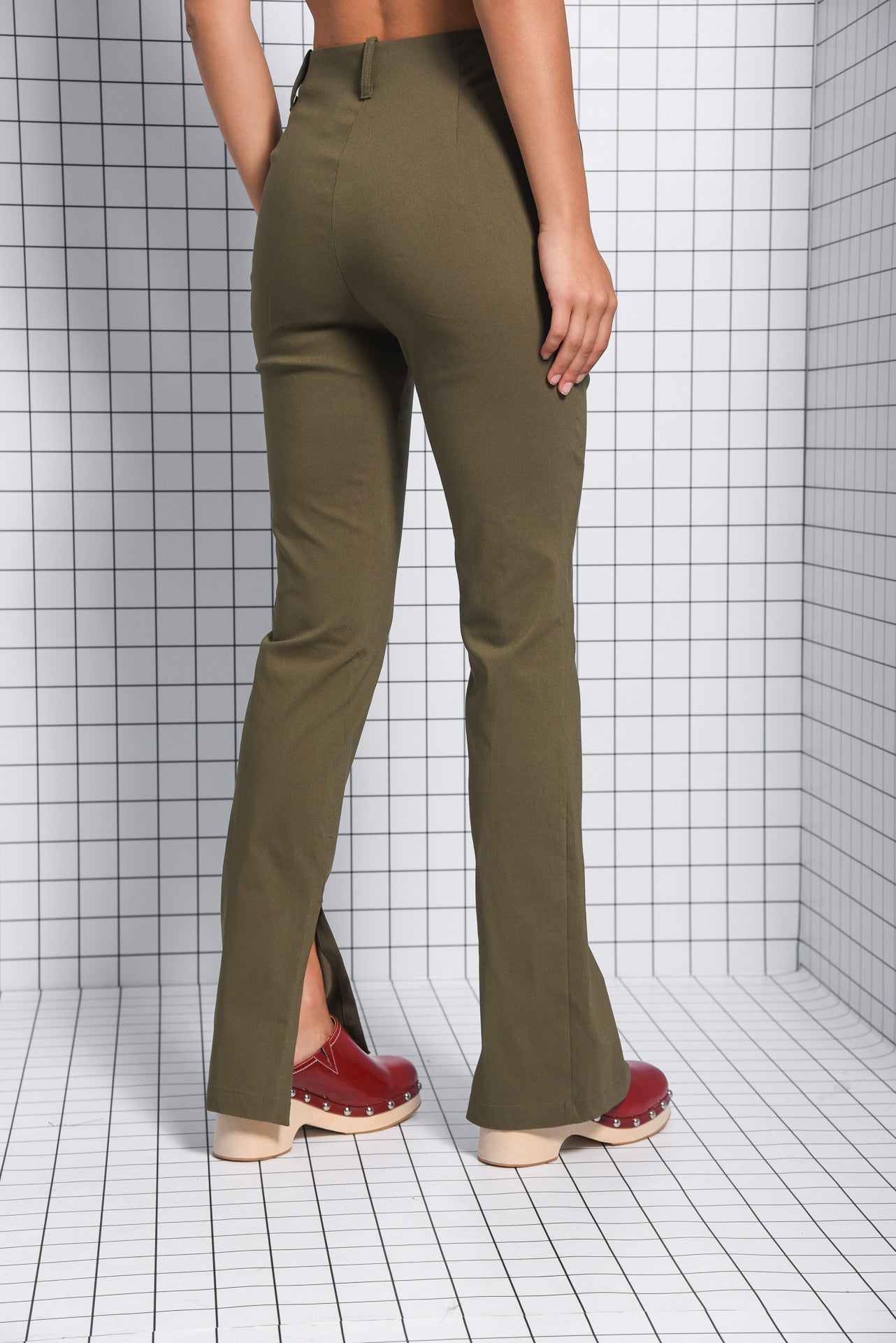 ELEVATE PANTS KHAKI