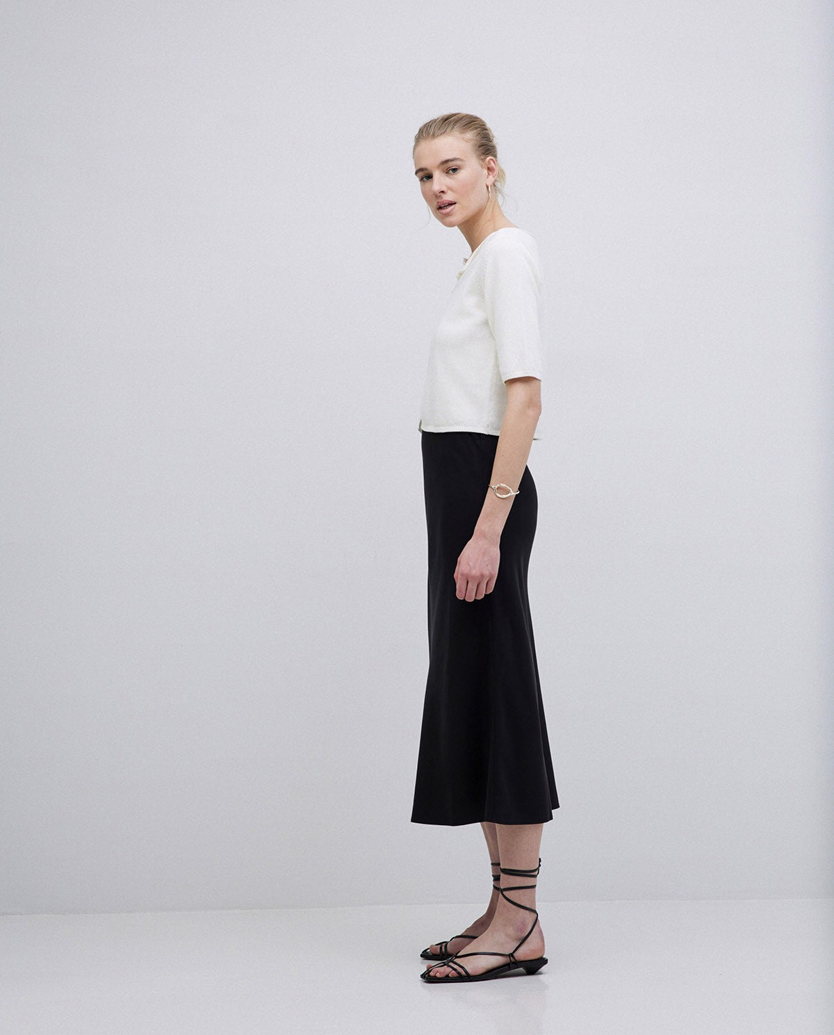 BLACK TENCEL MIDI SKIRT  Ref. 42813