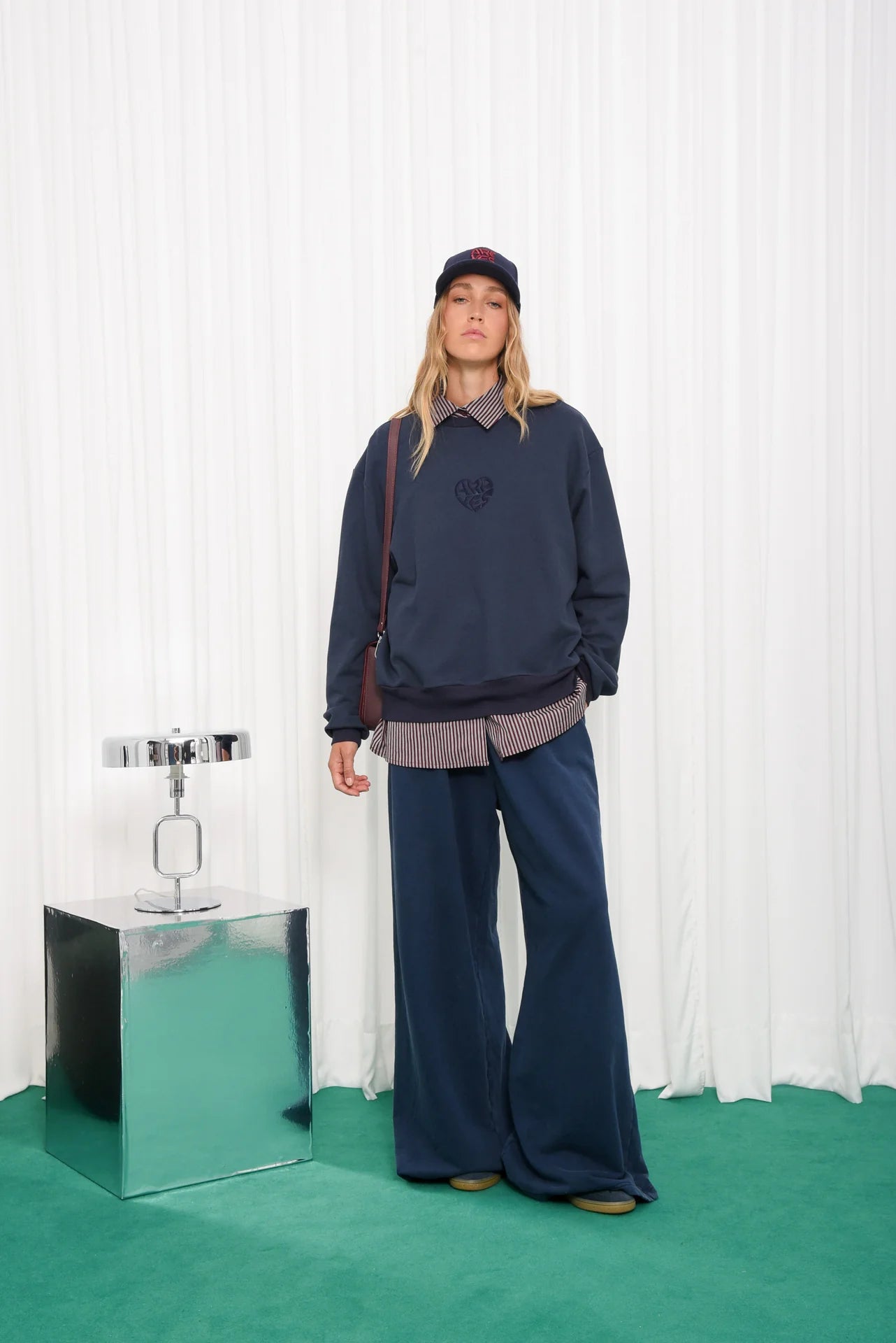 UNIQUE SWEATER - BLUE