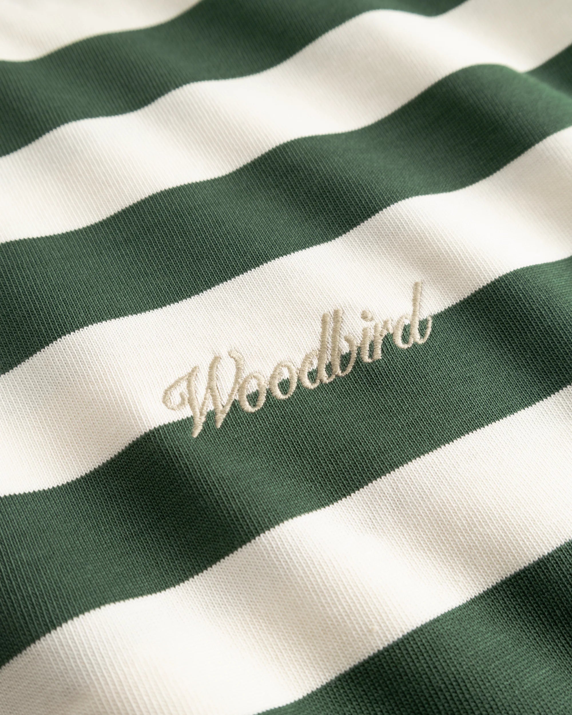 WBBEAM STRIPE TEE - PINE GREEN
