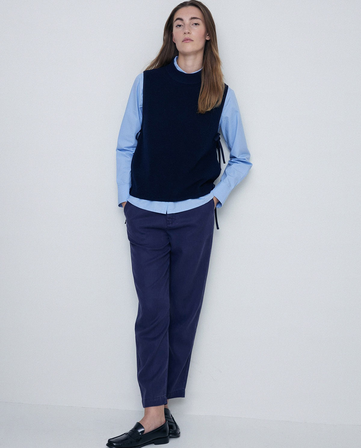 STRAIGHT TENCEL TROUSERS NAVY  Ref. 41850