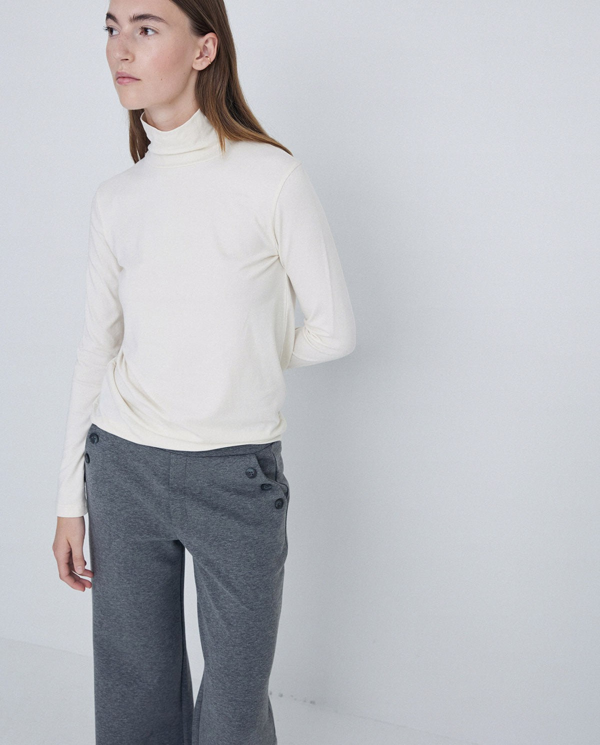 THIN SWEATER HIGH NECK ECRU  Ref. 41486