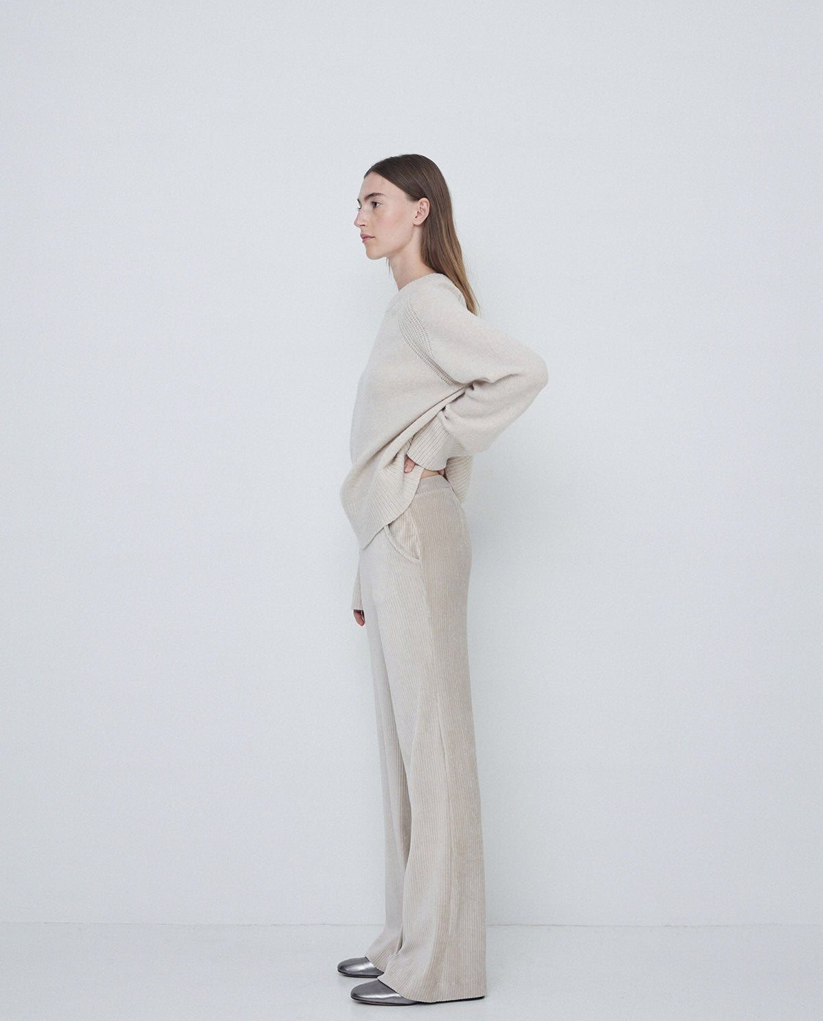 WIDE-LEG CORDUROY TROUSERS BEIGE  Ref. 41455