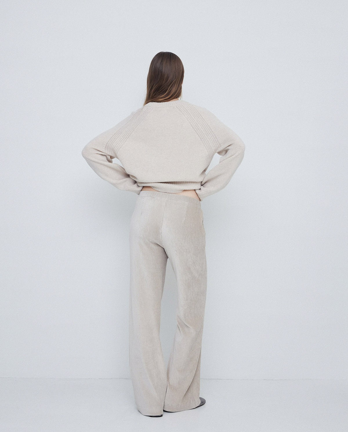 WIDE-LEG CORDUROY TROUSERS BEIGE  Ref. 41455