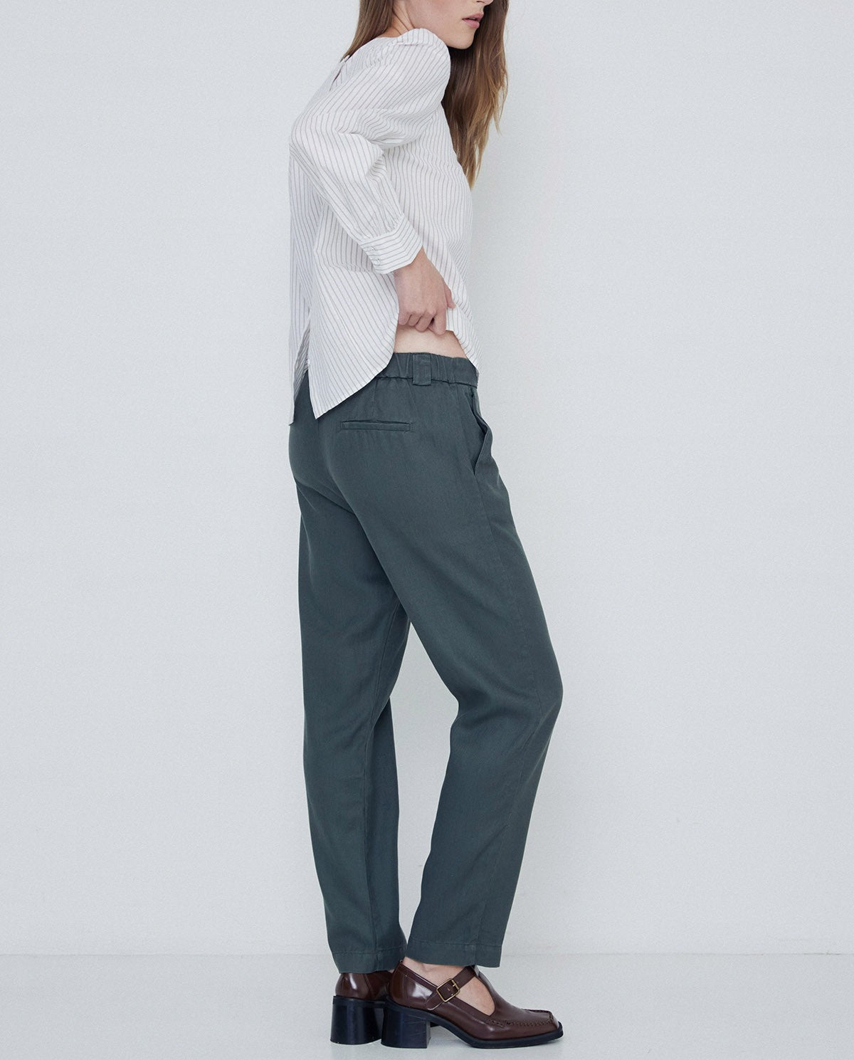 STRAIGHT TENCEL TROUSERS GREEN  Ref. 41850