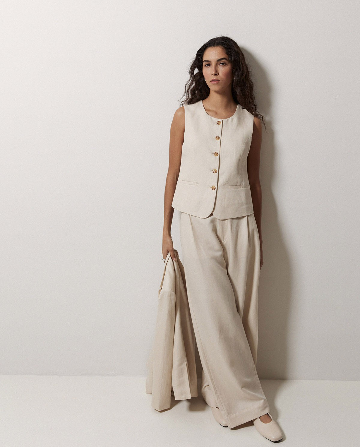 ECRU PLEATED WIDE-LEG TROUSERS  Ref. 42804