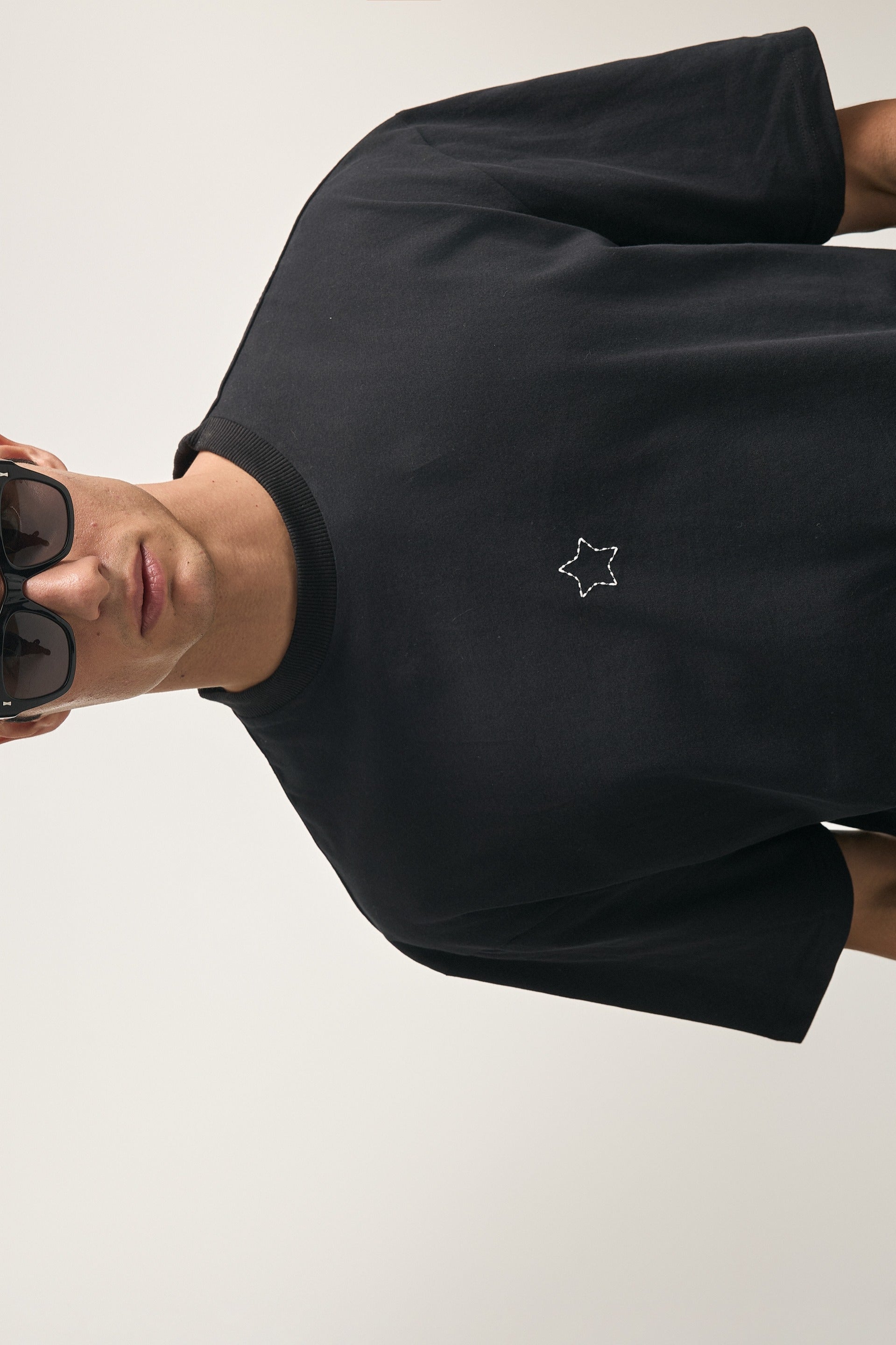 HOLLYWOOD T-SHIRT - BLACK